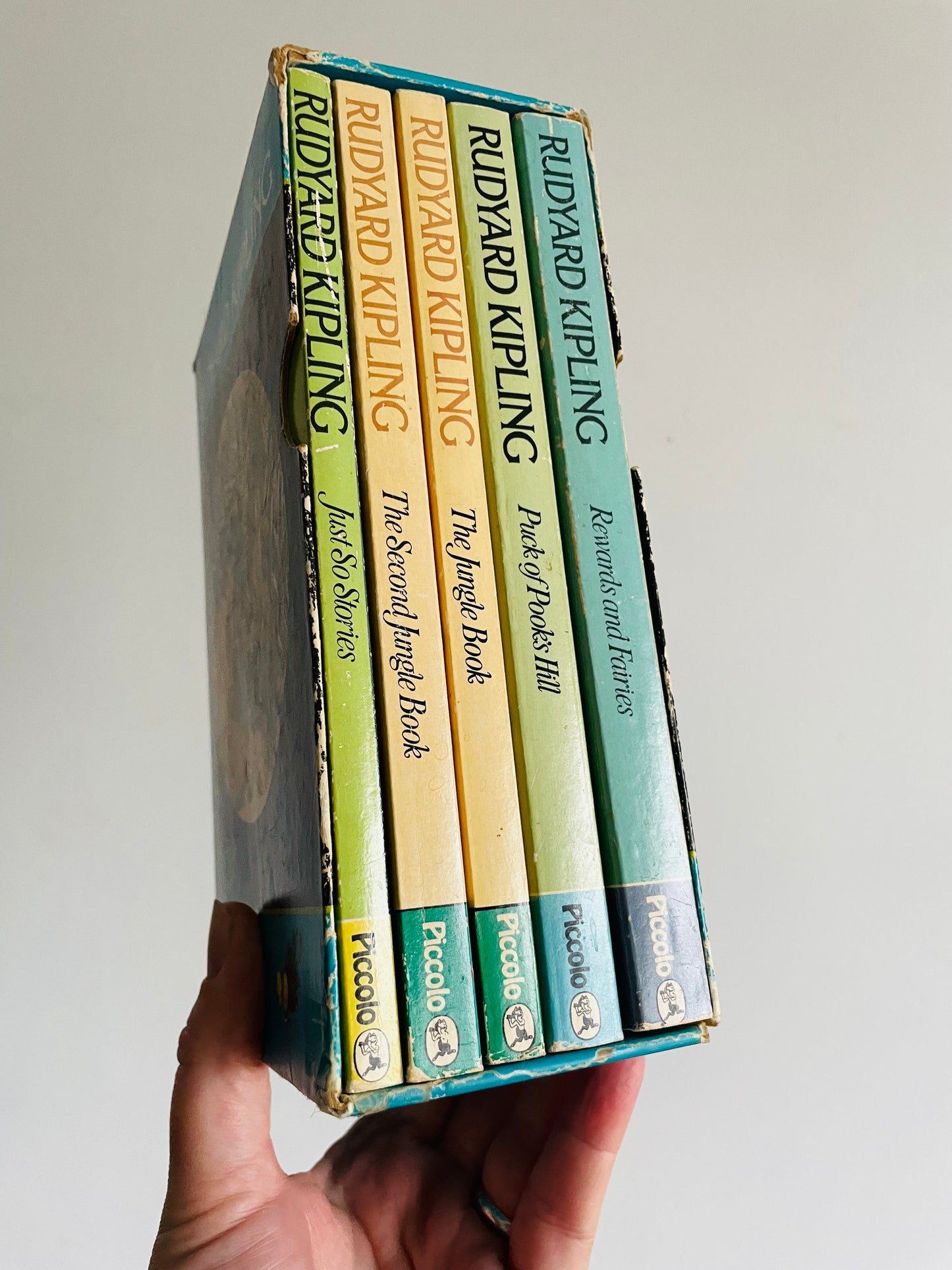 Rudyard Kipling Paperbook Book Box Set - The Jungle Book, The Second Jungle Book, Just So Stories, Puck of Pook's Hill & Rewards and Fairies (1975)