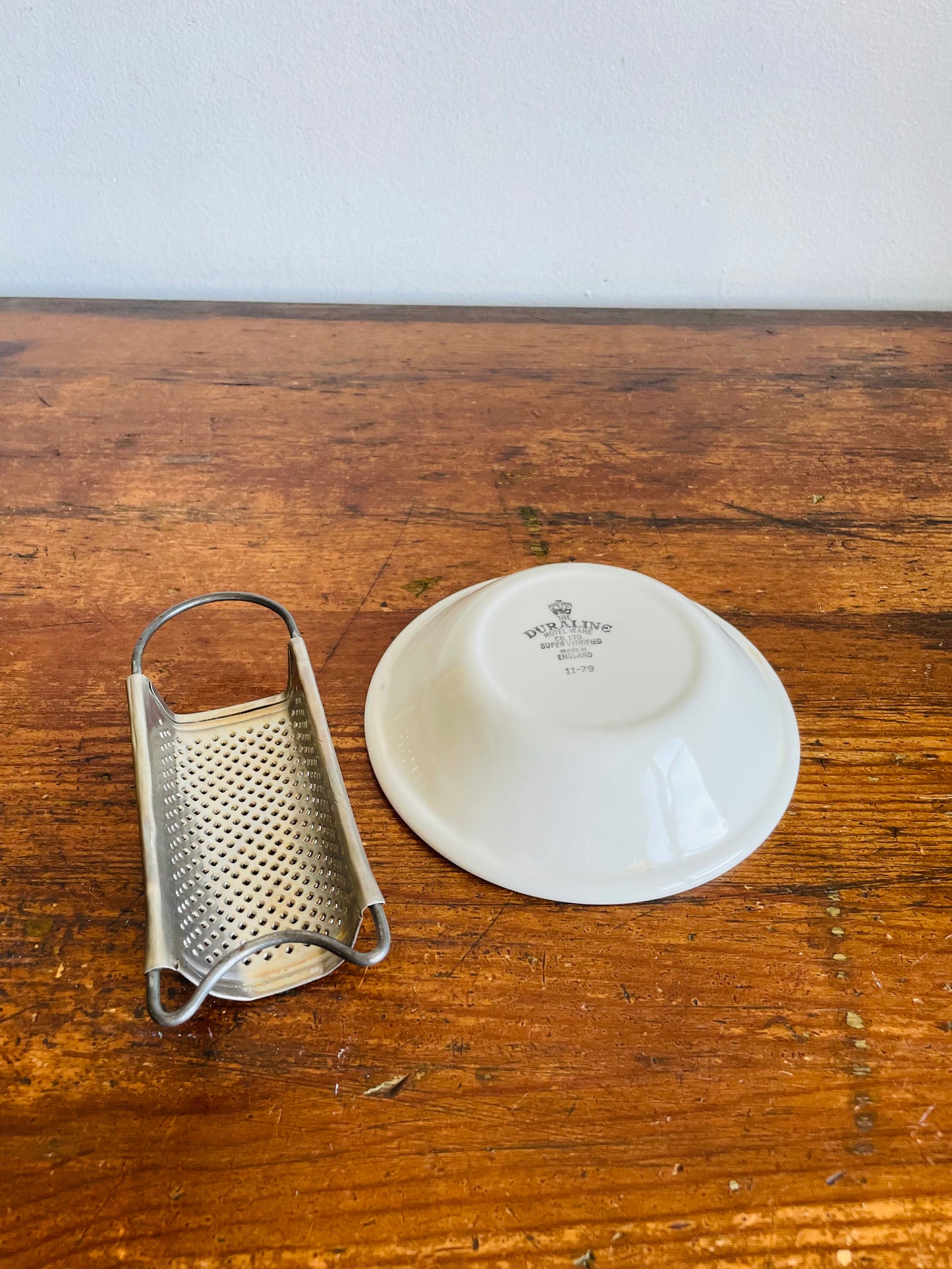 Vintage Mini Grater & Duraline Hotel Ware Super Vitrified White Bowl with Brown Design - Made in England - Set of 2 Pieces
