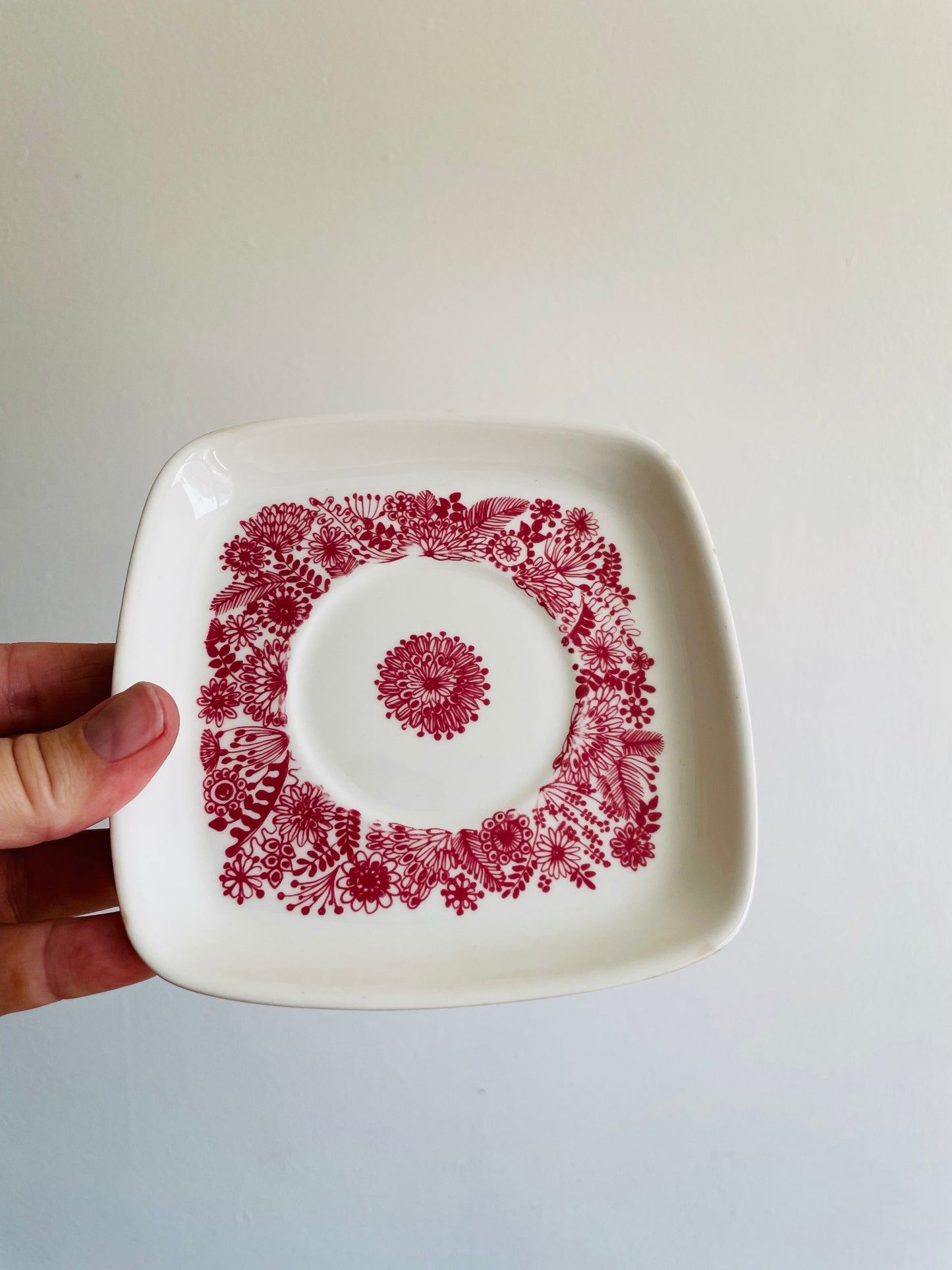 Figgjo Flint Norway Turi-Design "Arden" Set of 5 Pieces - Two Square Saucer Plates & Three Tea Cups