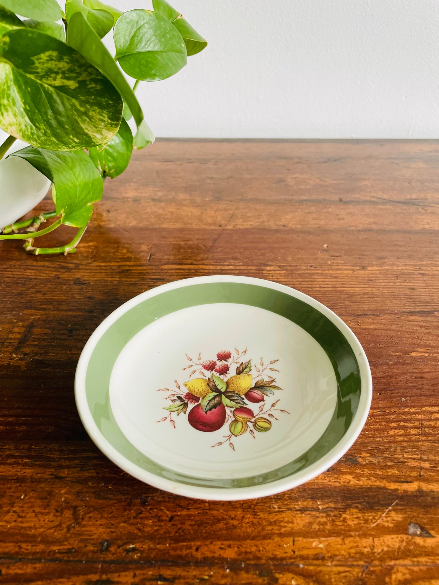 Crown Ducal Norvic Citrus Pattern Shallow Bowl Trinket Dish with Fruit Design - Made in England