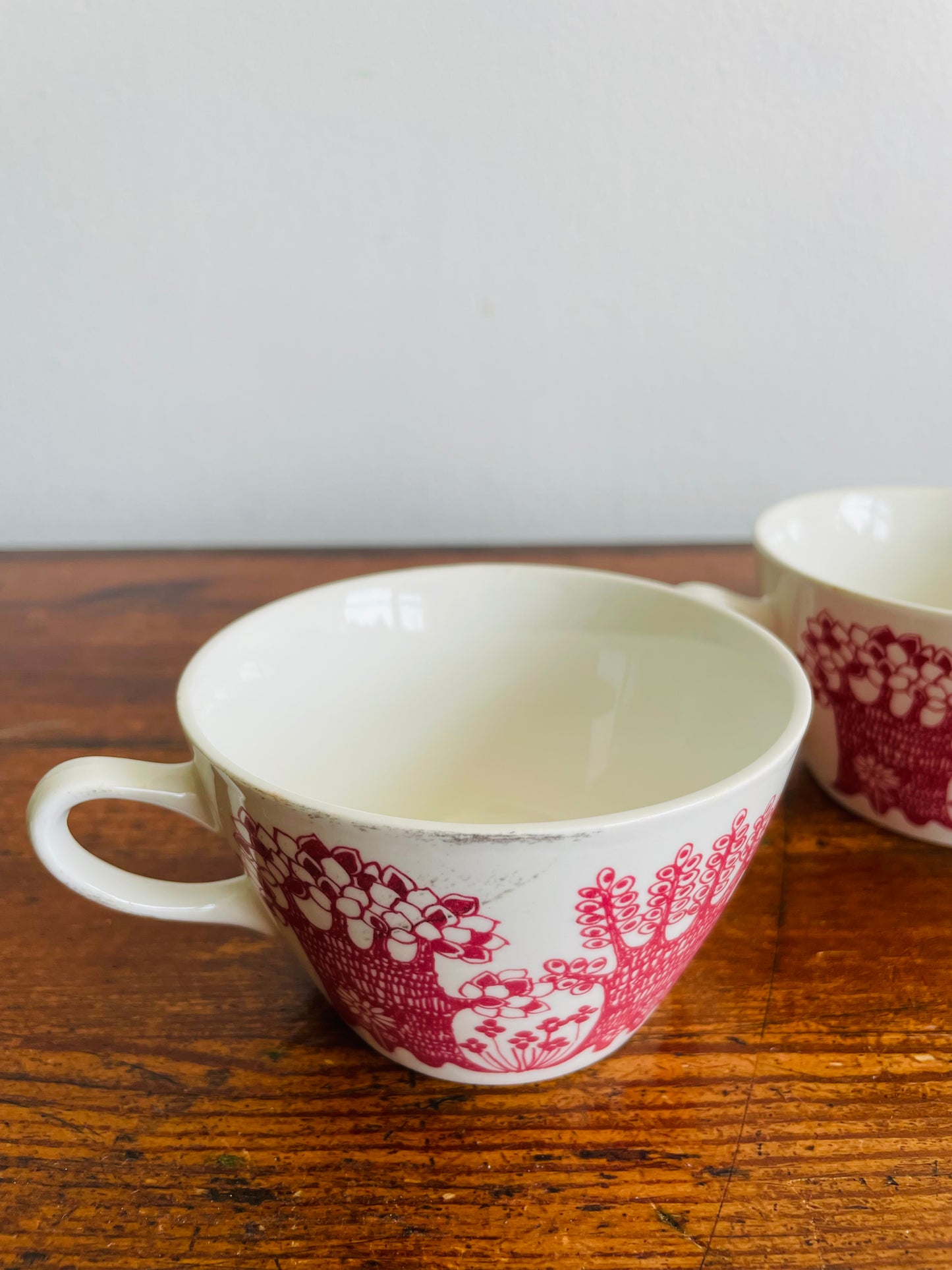 Figgjo Flint Norway Turi-Design "Arden" Set of 5 Pieces - Two Square Saucer Plates & Three Tea Cups