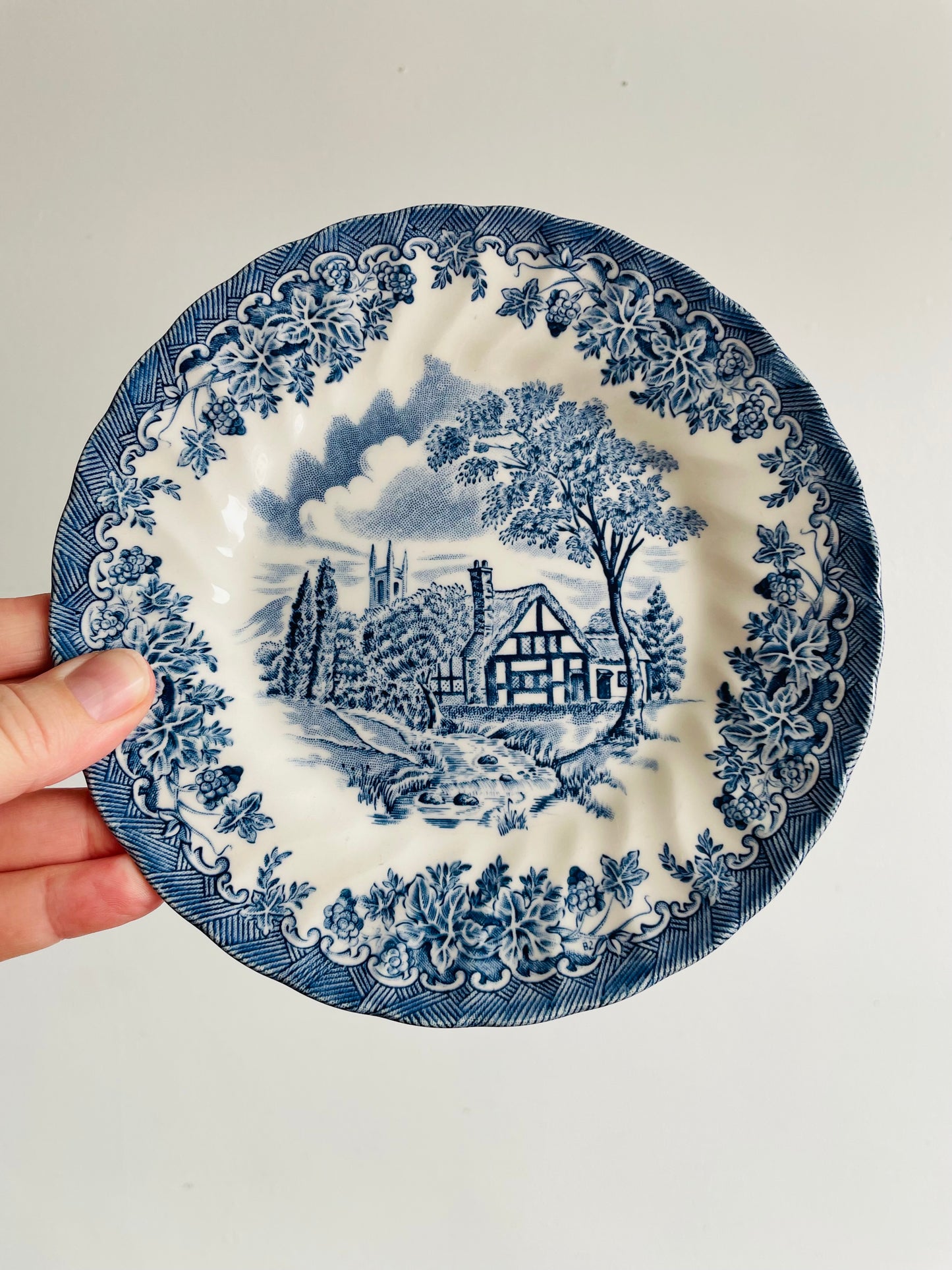 Churchill England The Brook Blue Pattern Bread & Butter Plates - Set of 6