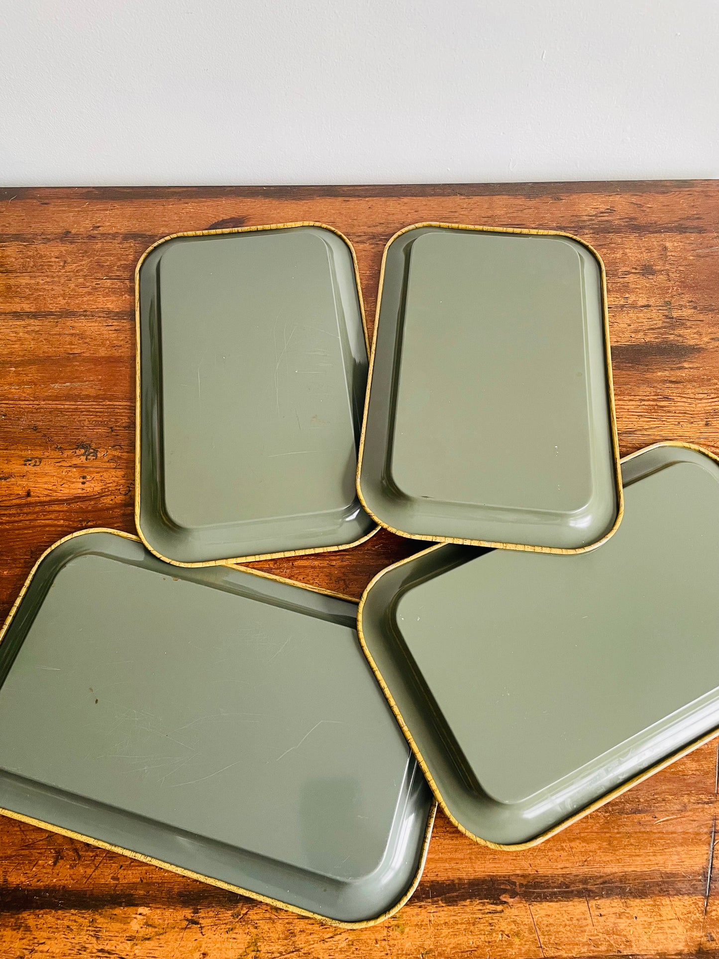 Faux Wood & Doily Design Tin Metal Individual Serving Trays - Set of 4