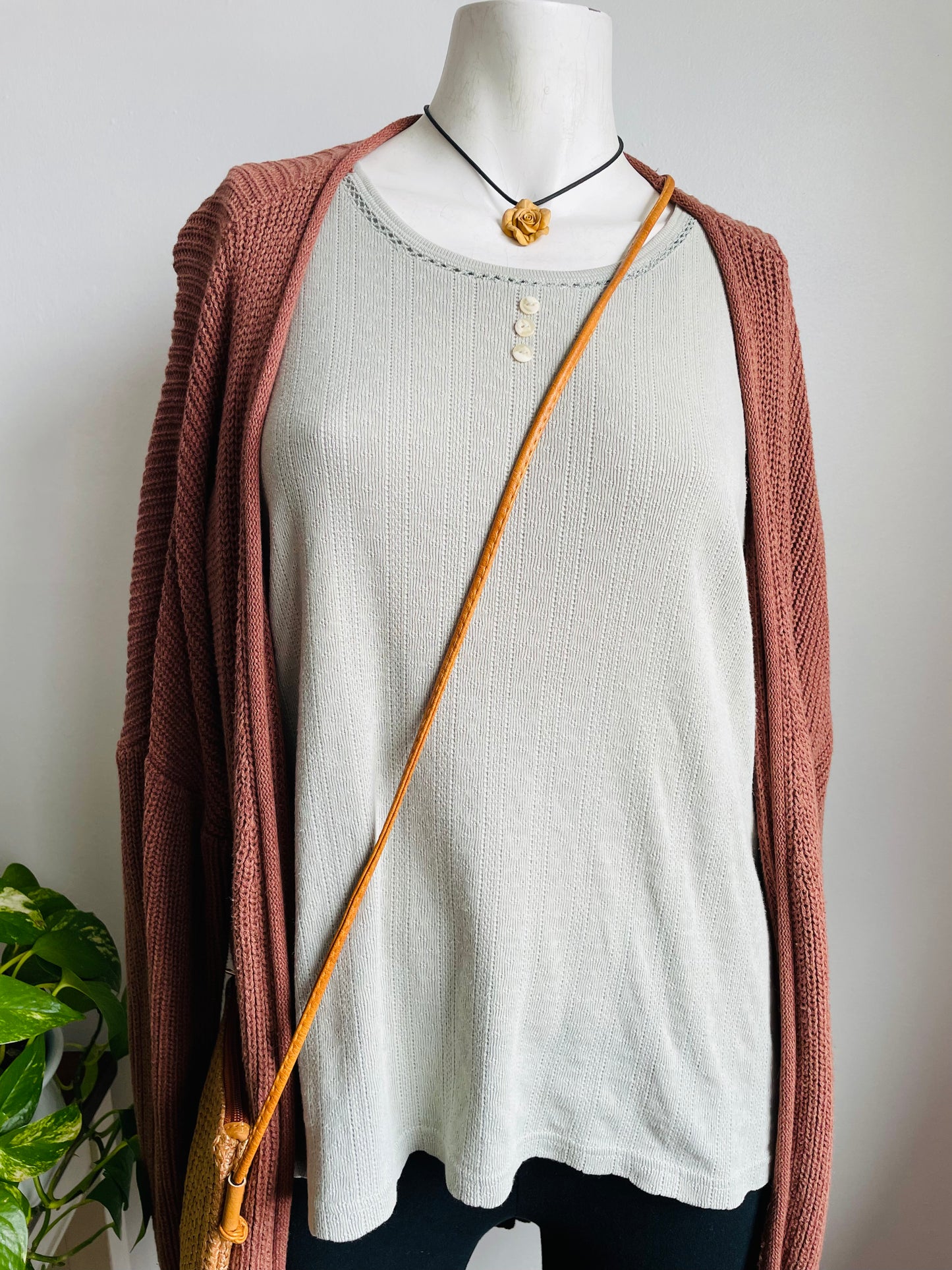 Oblige 100% Cotton Sage Green Cottagecore T-Shirt - Made in Hong Kong - Size Small