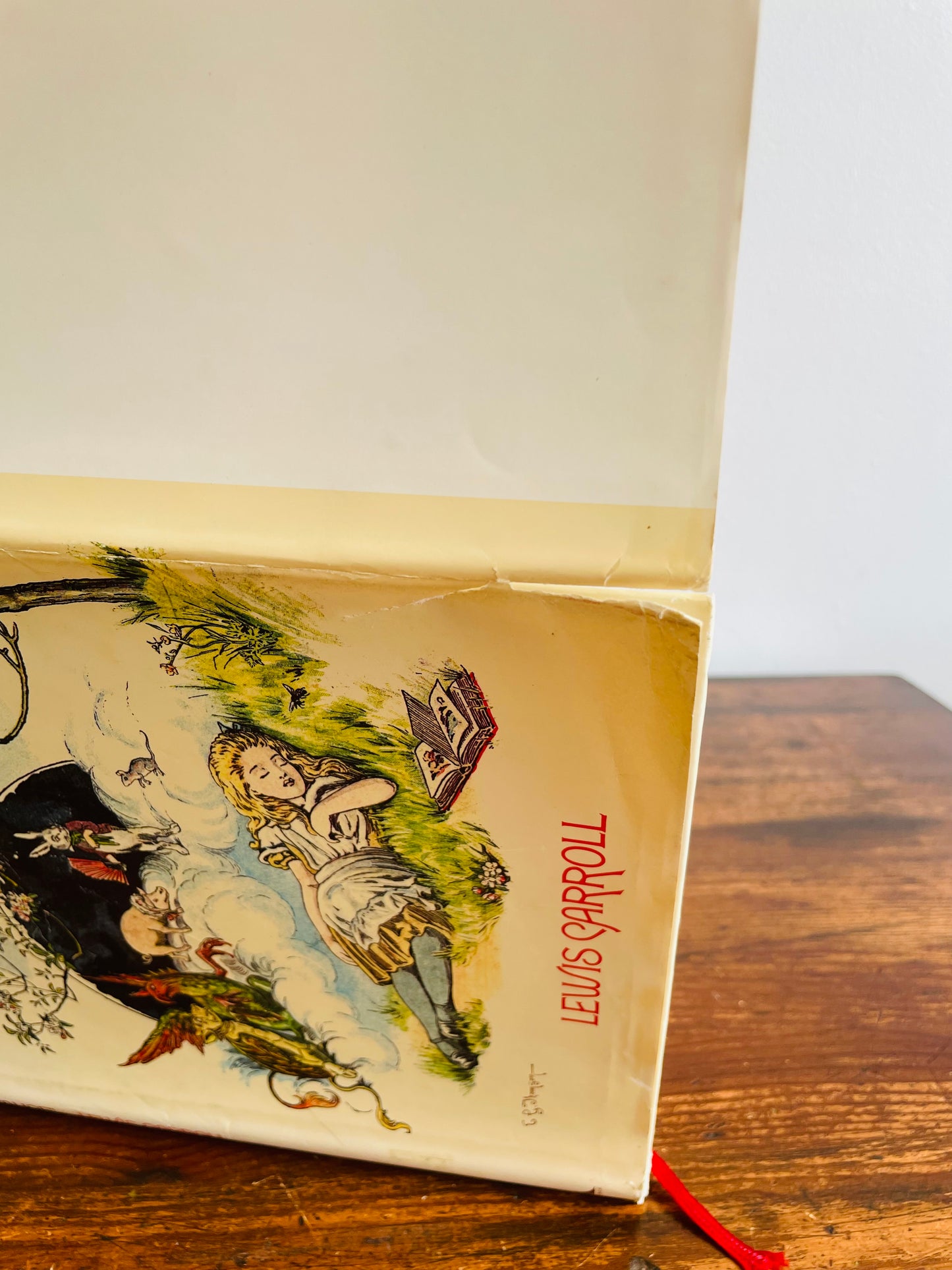 The Nursery Alice by Lewis Carroll Hardcover Book - 1980 Reprint