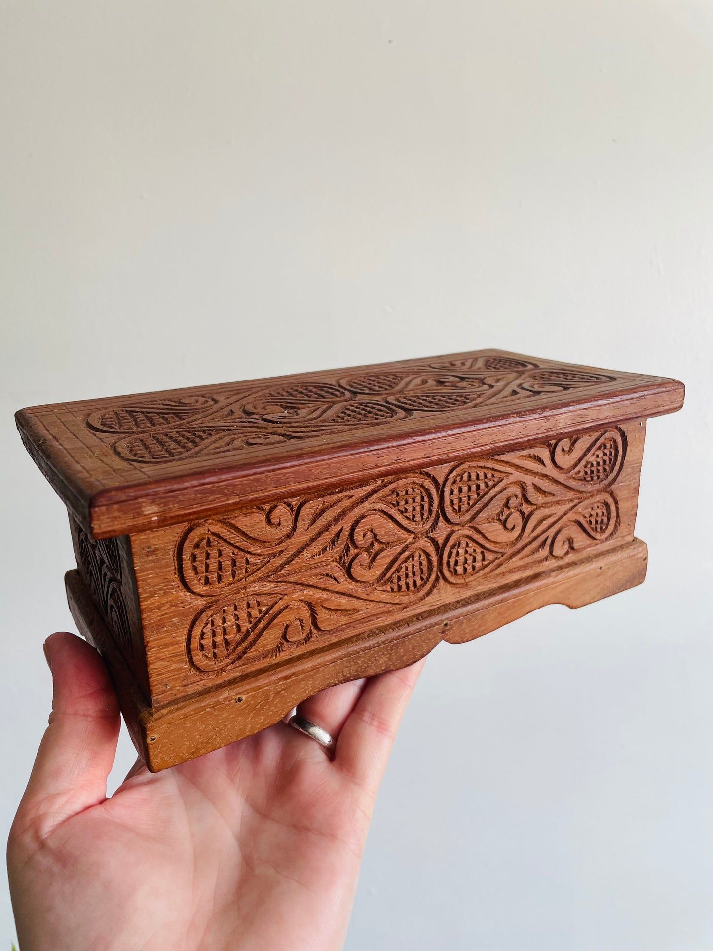 Sturdy Hand Carved Wooden Trinket Box with Interesting Design & Hinged Lid