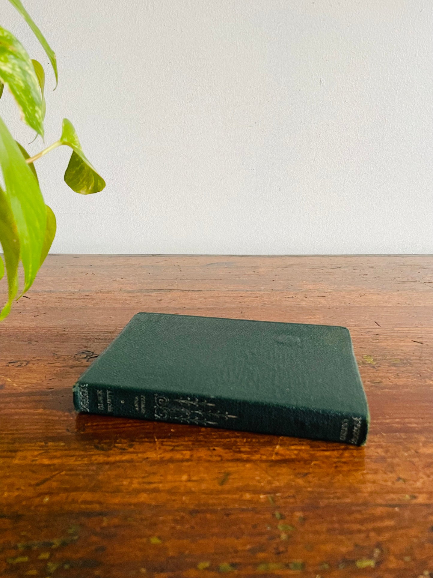 Black Beauty by Anna Sewell Faux Leather Pocket Book - Library of Classics Collins Clear-Type Press (1950s)