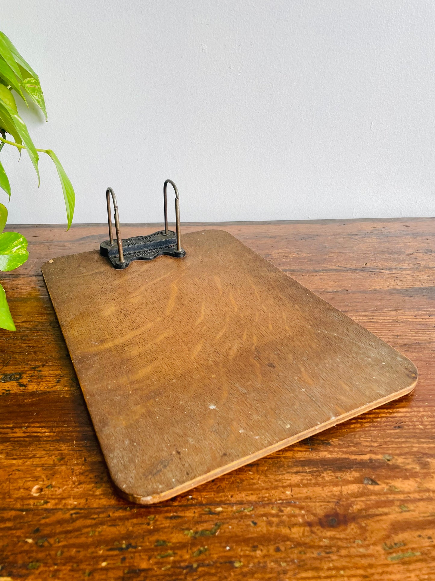 Wood & Metal British Treasury Arch File Clipboard - Grand & Toy Limited Toronto