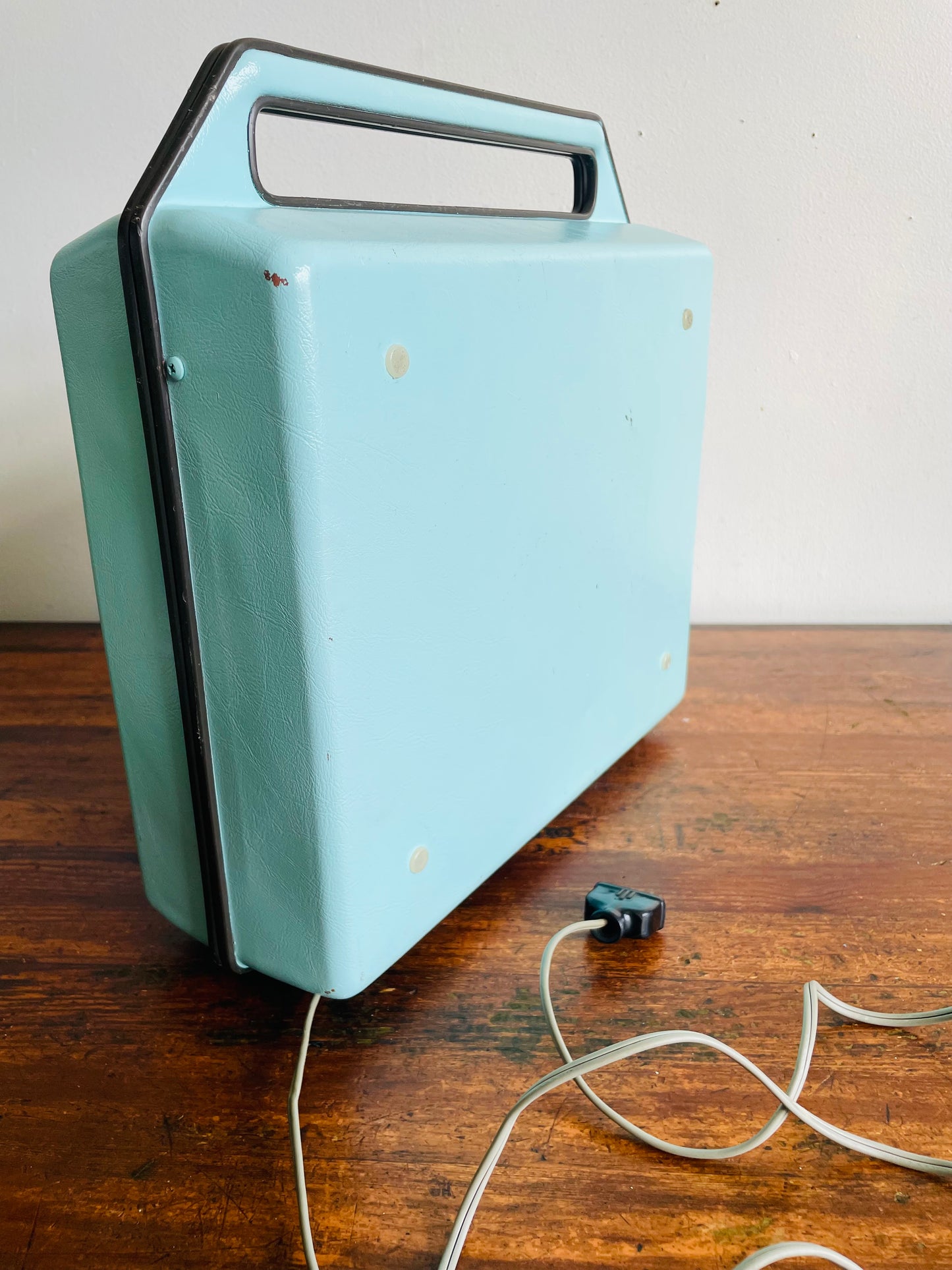 Vintage 1966 Super Cute General Electric Solid State Transistor Portable Suitcase Record Player Model 11A62 - Made in Canada - Tested / Works!