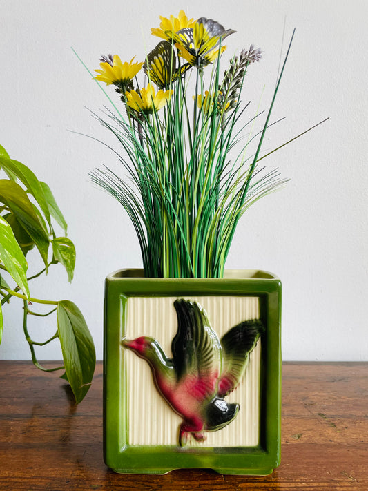 Shawnee USA 820 Duck Canister Vase - Also Makes a Great Utensil or Pencil Holder