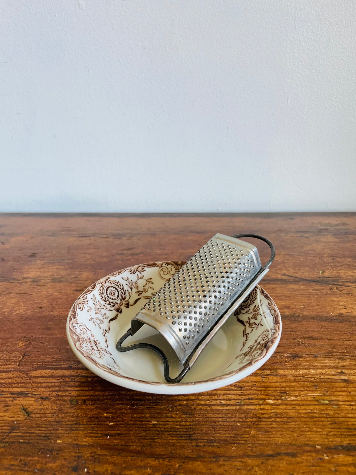 Vintage Mini Grater & Duraline Hotel Ware Super Vitrified White Bowl with Brown Design - Made in England - Set of 2 Pieces