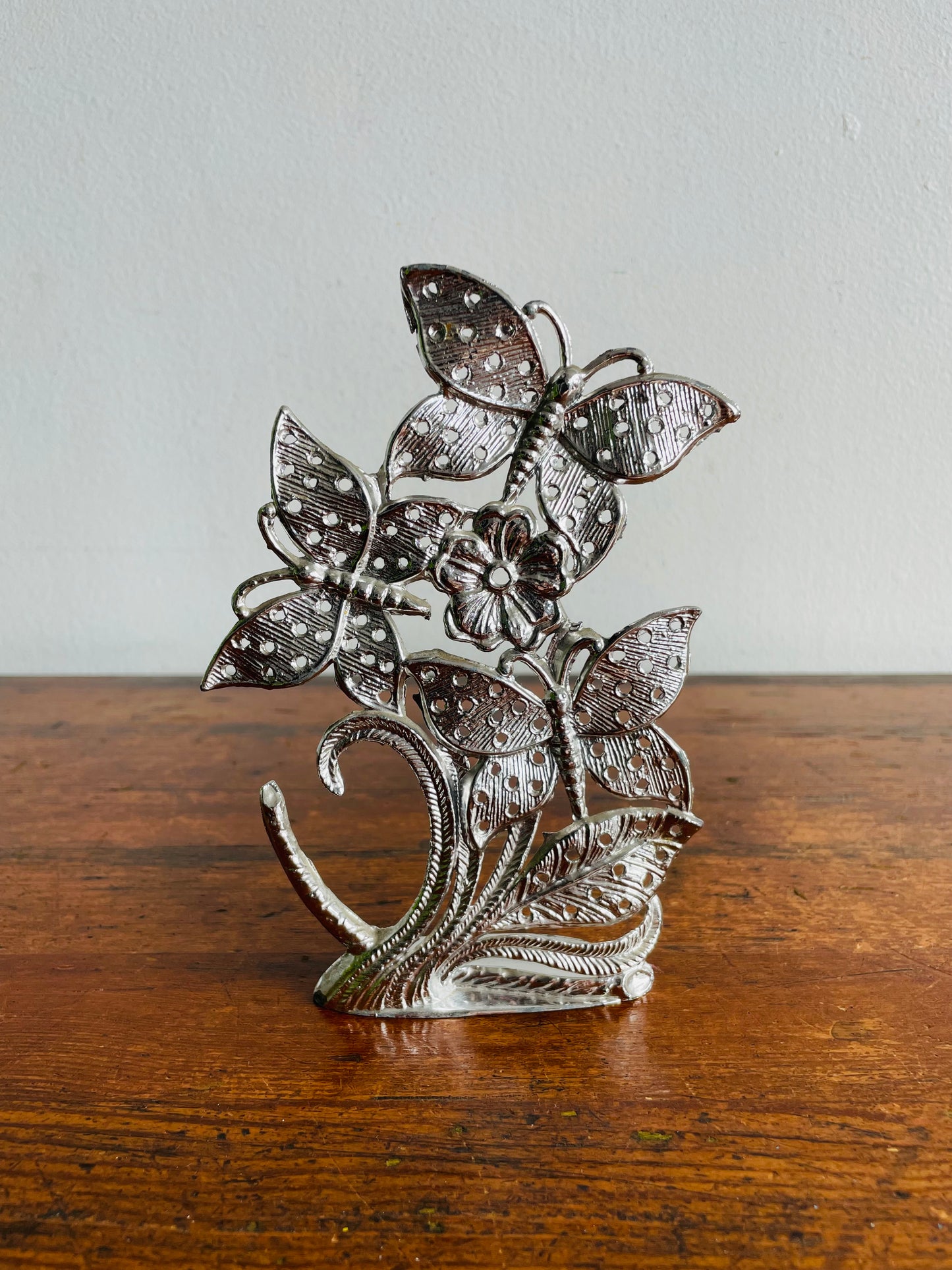 Torino Silver Metal Earring Holder with Butterflies & Flower