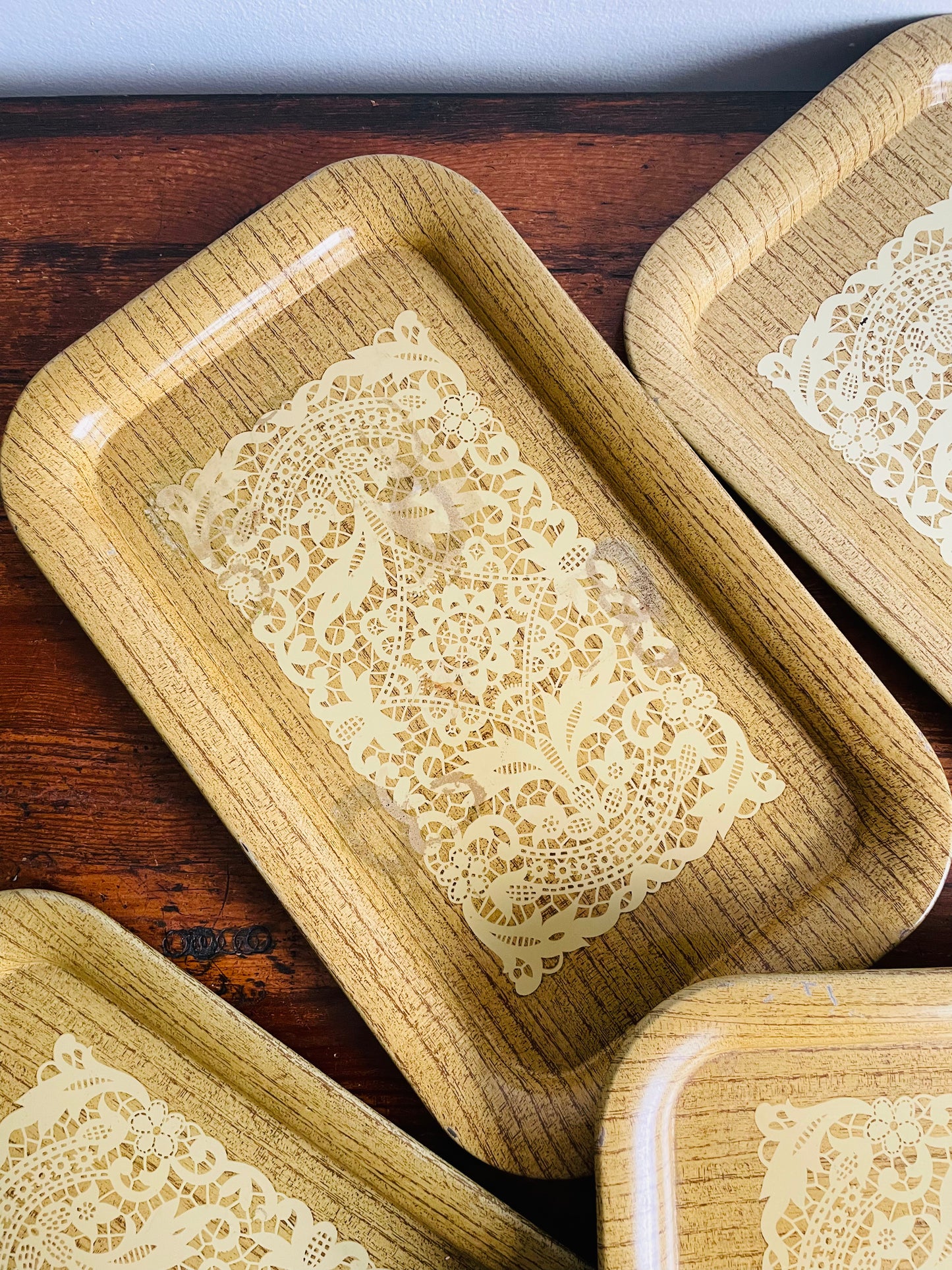 Faux Wood & Doily Design Tin Metal Individual Serving Trays - Set of 4