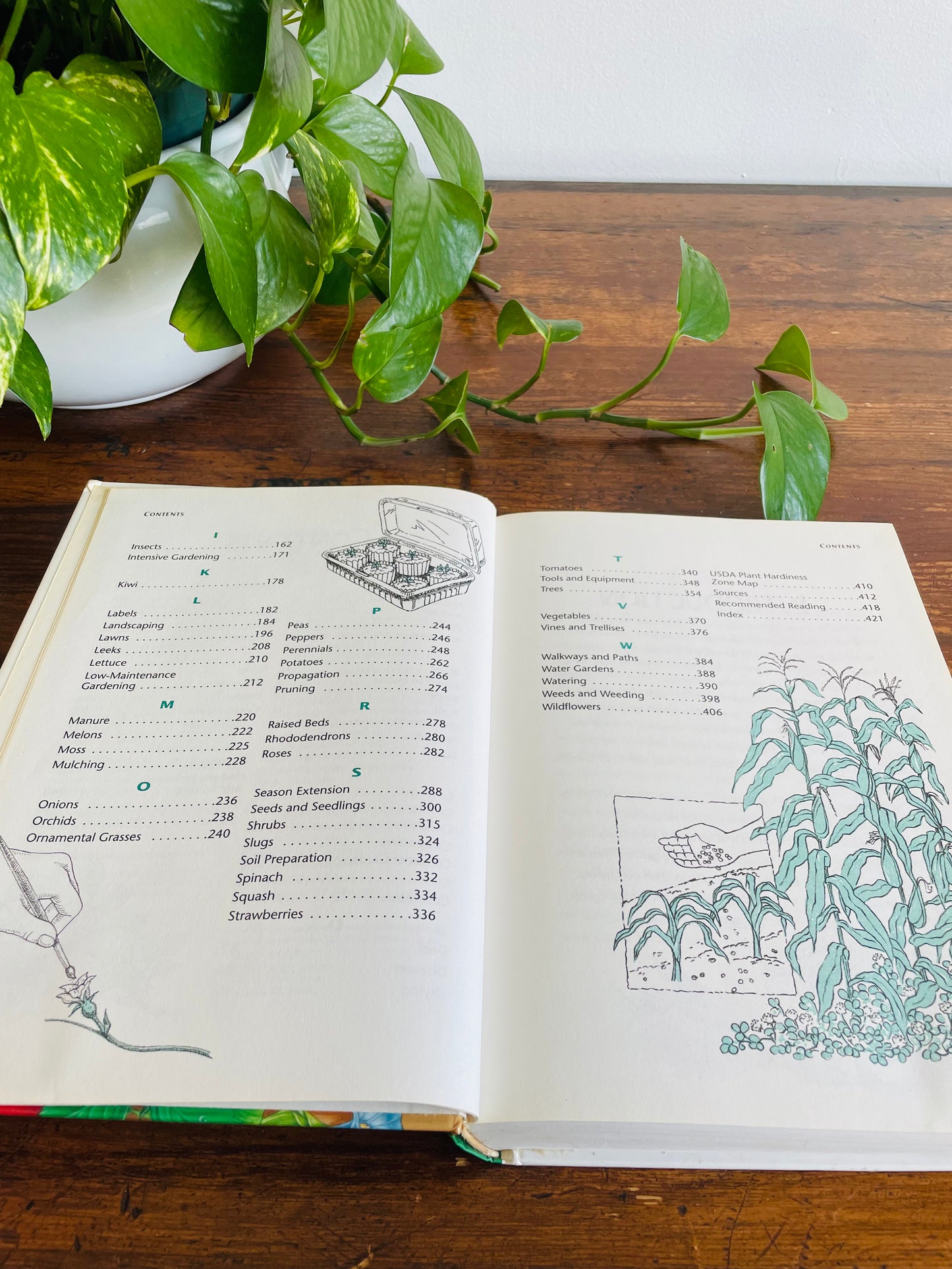 Great Garden Shortcuts by Rodale Press Hardcover Book (1996)