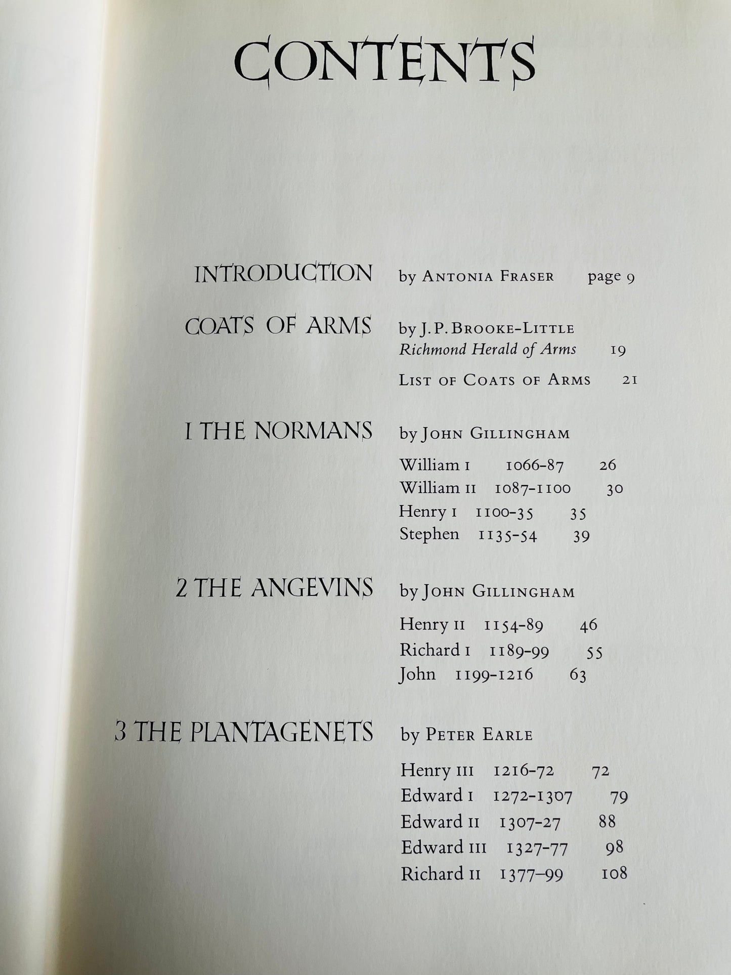 The Lives of The Kings & Queens of England Hardcover Book with Images (1975)