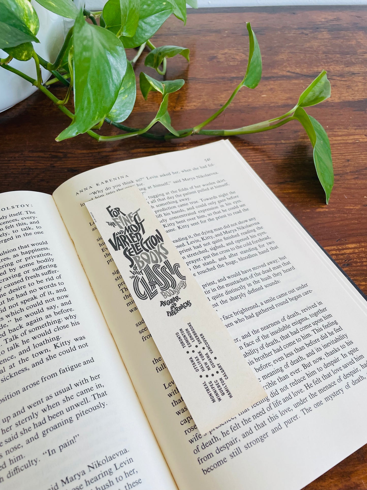 Vintage Bookmark - The Classic Bookshops - Double-Sided: English & French