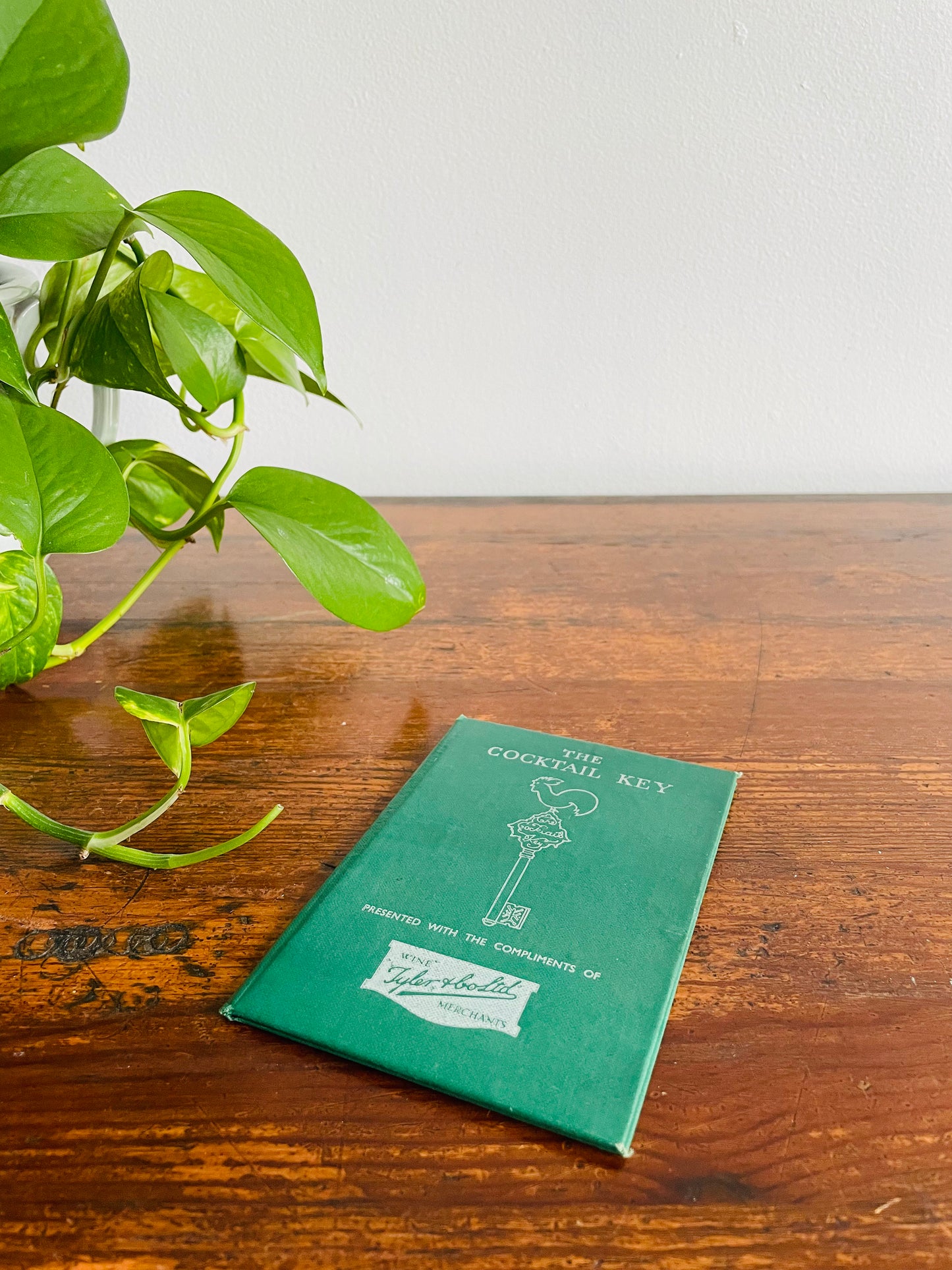 RARE BOOK - Herbert Jenkins - The Cocktail Key - 1930s Pocket Sized Guide Book