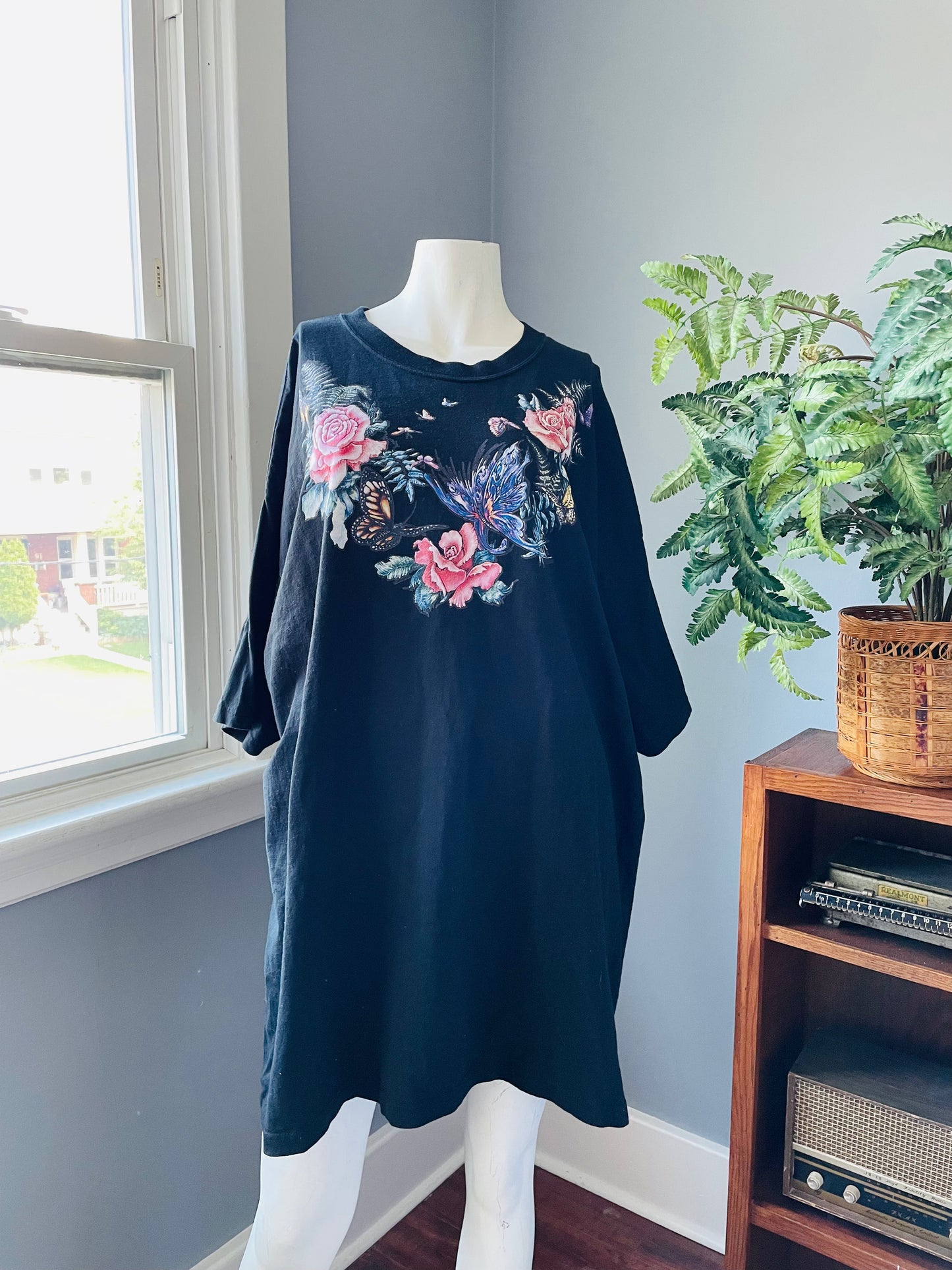 Hanes Heavyweight Plus Size Black T-Shirt with Flower Garden & Butterfly Graphic