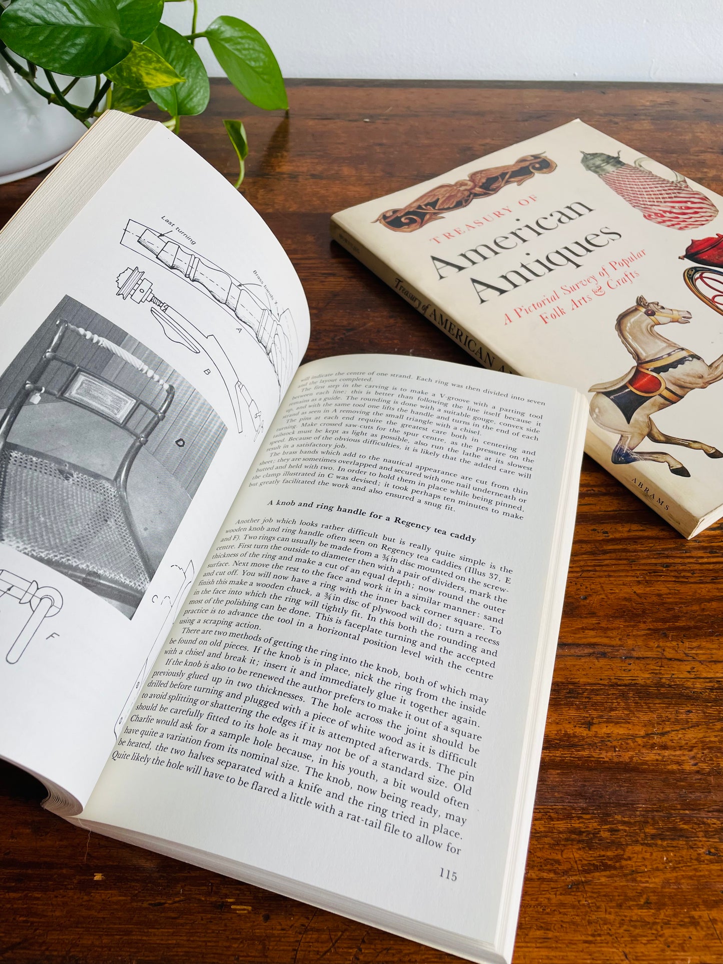 Antique Guides Vintage Book Bundle - American Antiques, Antique Furniture Restoration