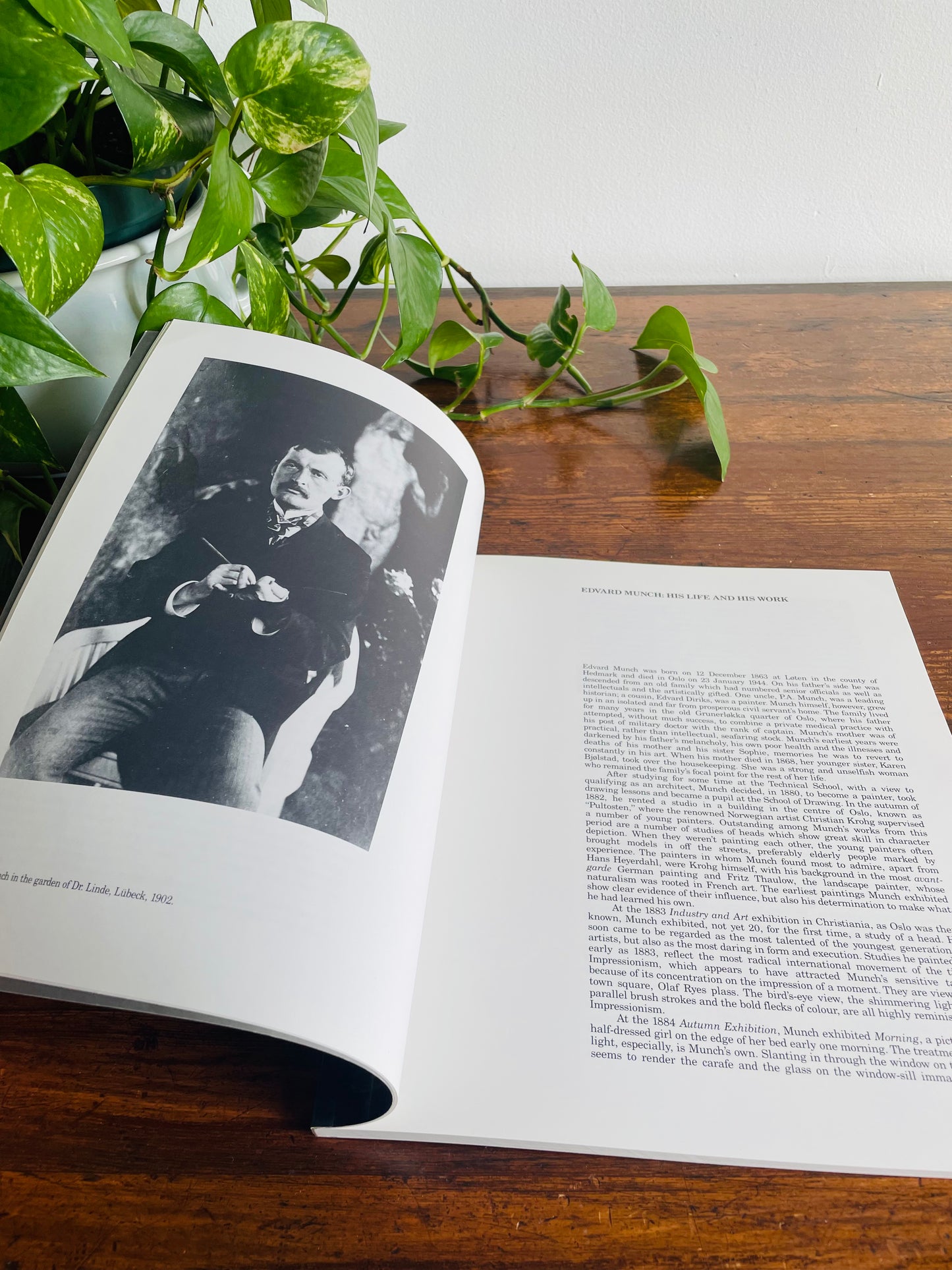 Edvard Munch Art Exhibition Book - Vancouver Art Gallery May 31 to August 4 (1986)