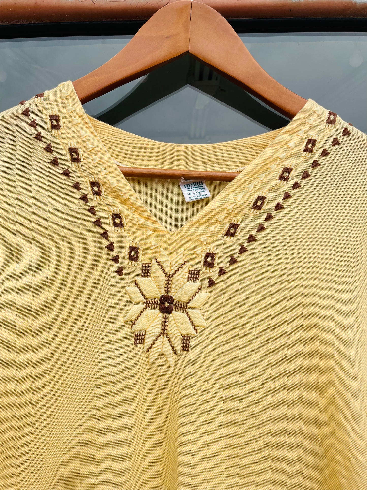 Vintage Maru Paraguay Top - 100% Cotton & Embroidered Design