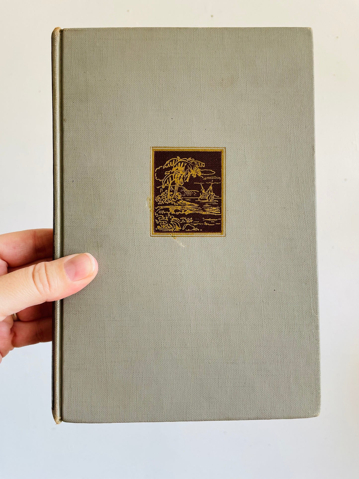 Vintage Robinson Crusoe Hardcover Book by Daniel Defoe - Illustrated by Fritz Kredel (1945)