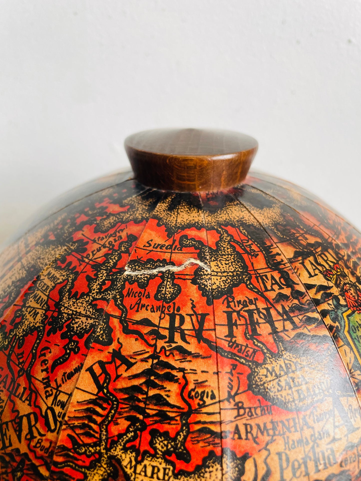 Vintage Mercurio D'Oro Old World Style Globe Ice Bucket - Made in Italy - Includes Stainless Steel Ice Tongs