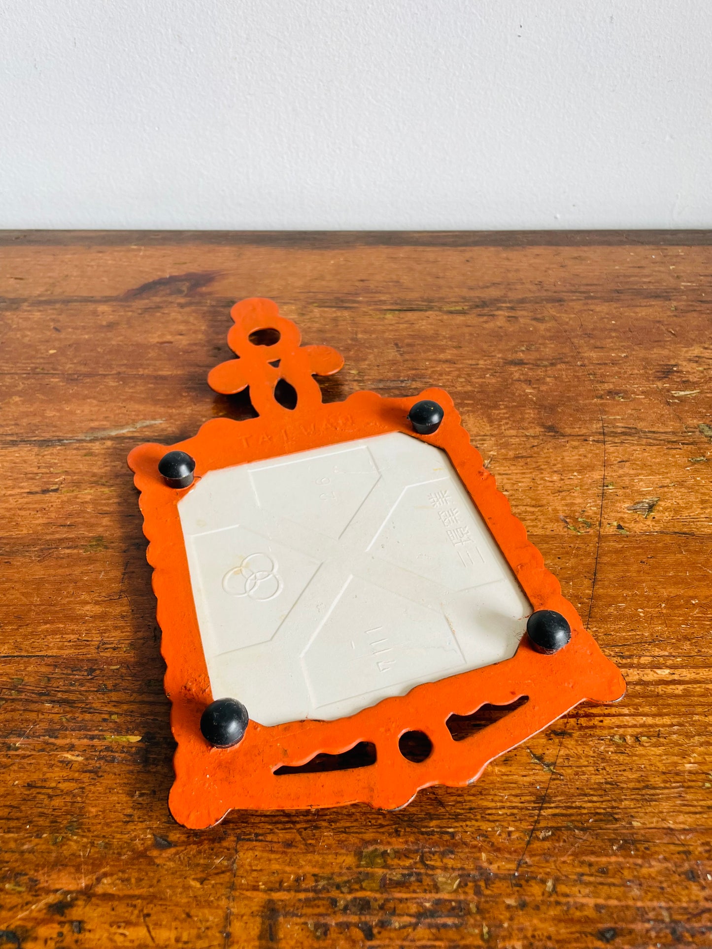 Vintage Merry Mushroom Tile & Cast Iron Rubber Footed Raised Hot Plate Trivet - Can Also Hang From Wall - Made in Taiwan
