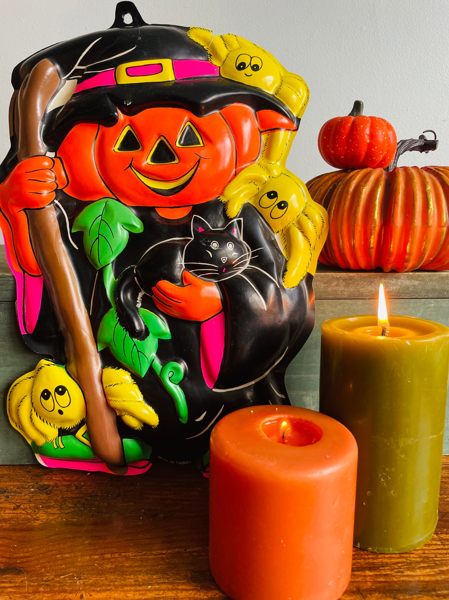 Plastic Halloween Cutout - Pumpkin Dressed as a Witch with Spiders & Black Cat # 2 - Made in Taiwan