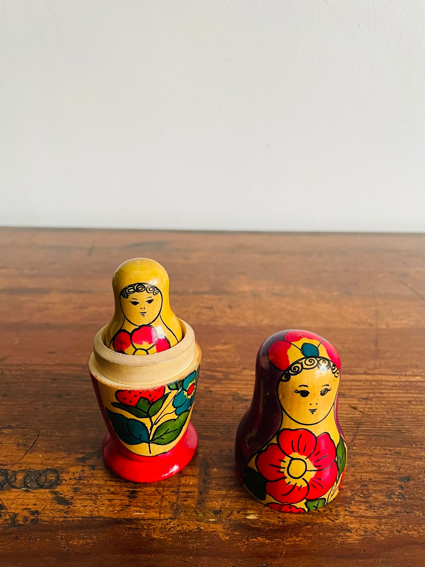 Russian Matryoshka Nesting Dolls - Set of 3 Dolls