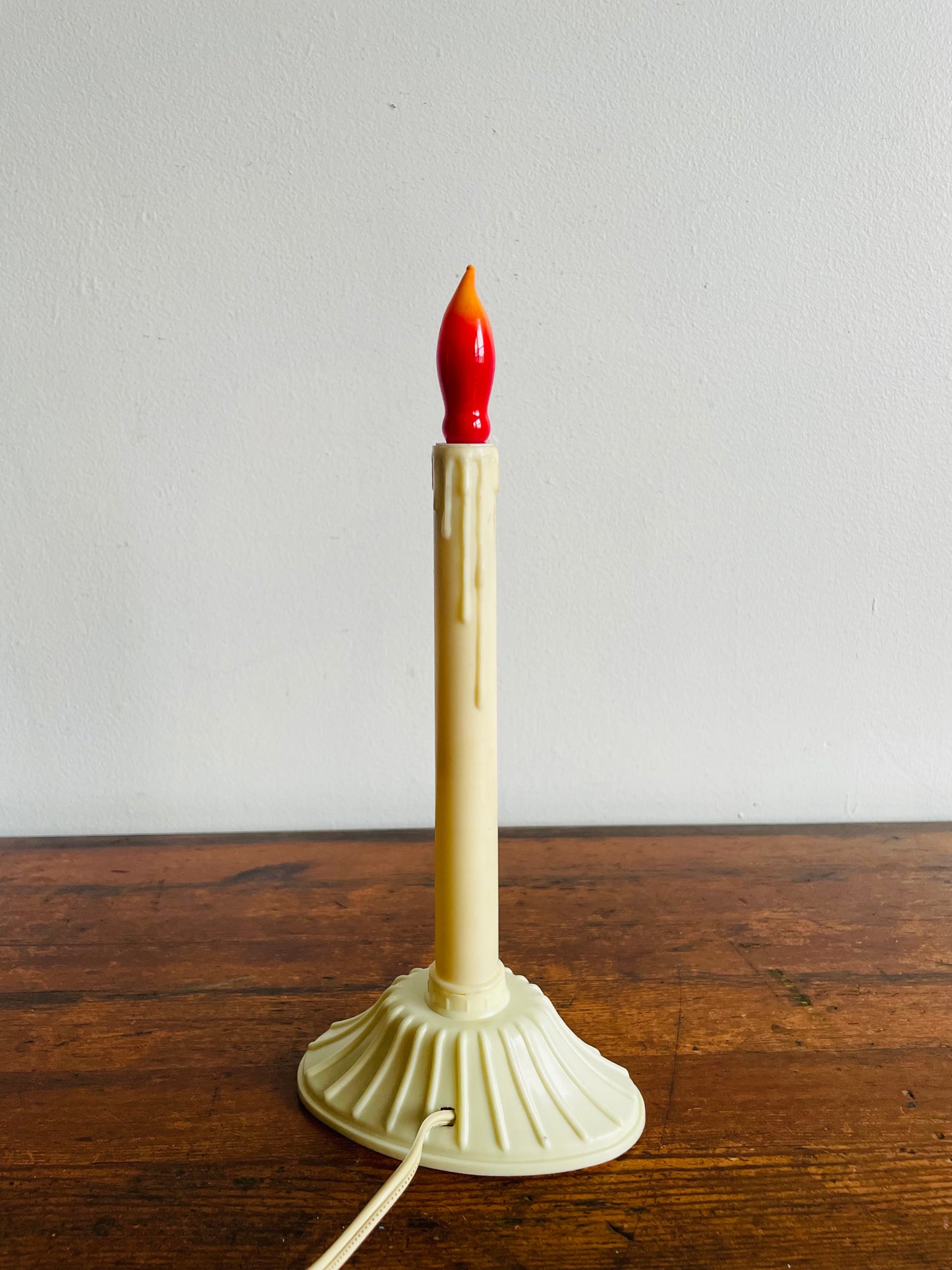 Christmas Window Candolier Electric Candle with Red Flame