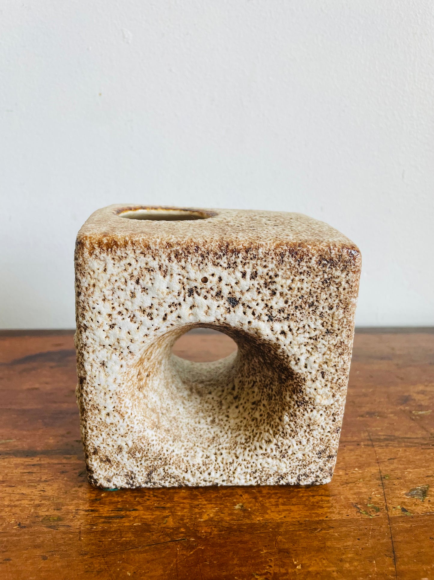 Vintage 1970s MCM Vest Keramiek Van Woerden Fat Lava Block Chimney Vase - Dutch Mid-Century Design - Made in The Netherlands