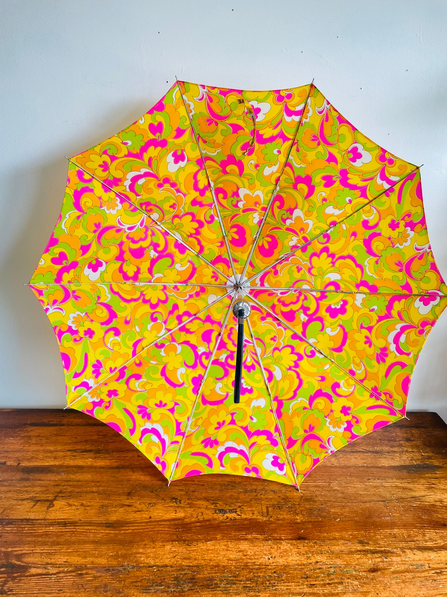 Vintage 1960s Bright, Groovy & Psychedelic Parasol Rain Umbrella - 100% Nylon - Japanese Writing on Tag
