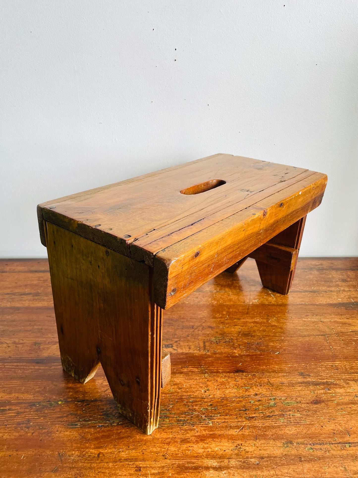 Vintage Wooden Step Stool / Carry Bench - Primitive Rustic Modern Cottage Decor - No Shipping