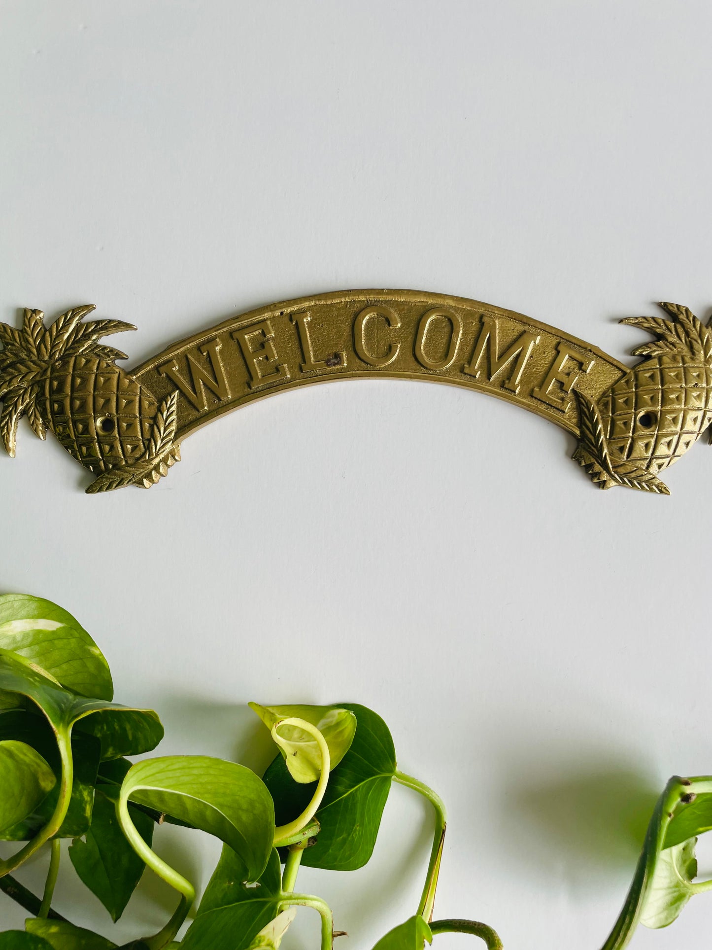 Pineapple Brass Welcome Plate Sign - Bombay Company