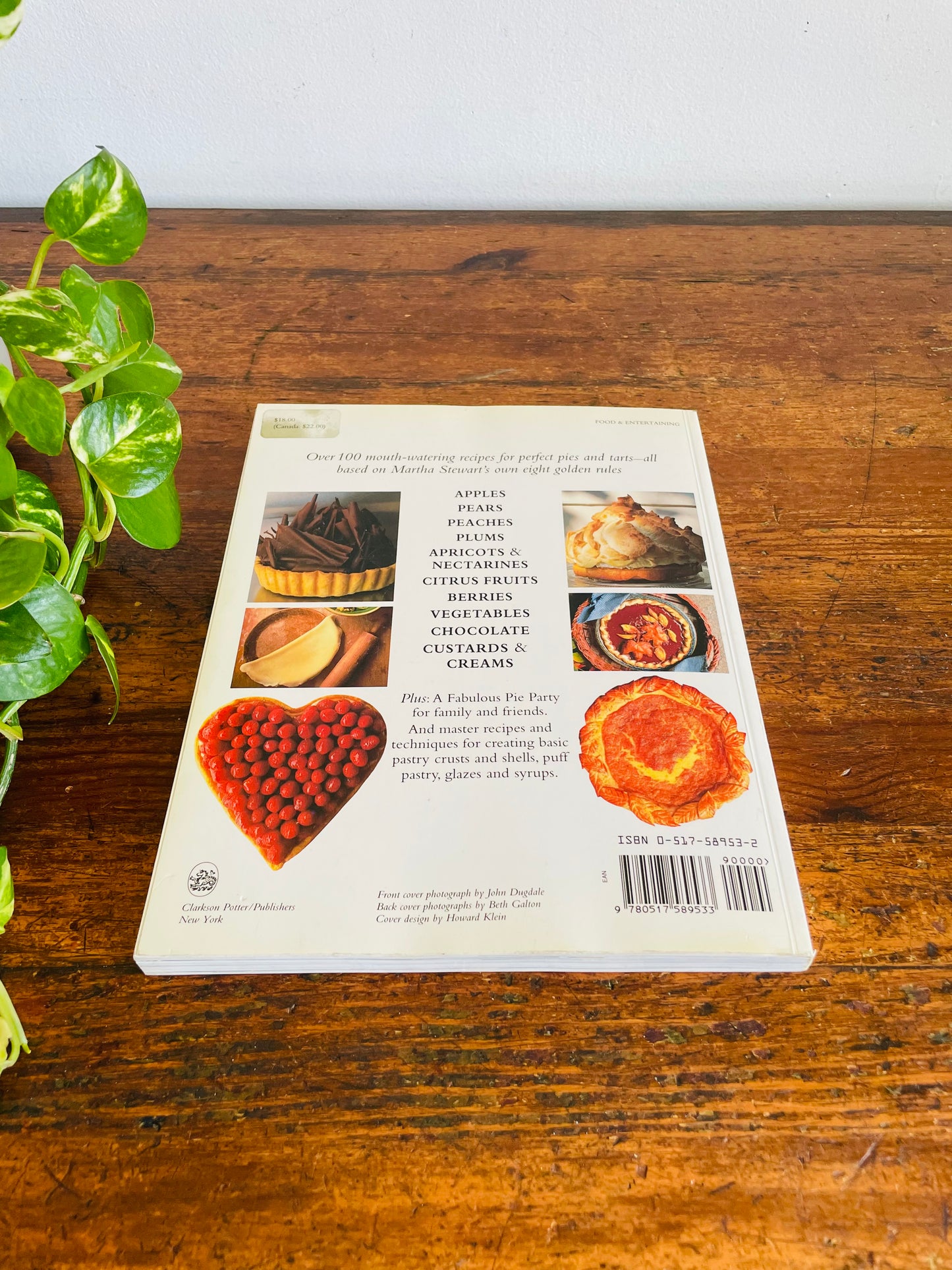 Vintage Martha Stewart's Pies & Tarts Softcover Recipe Book (1985)