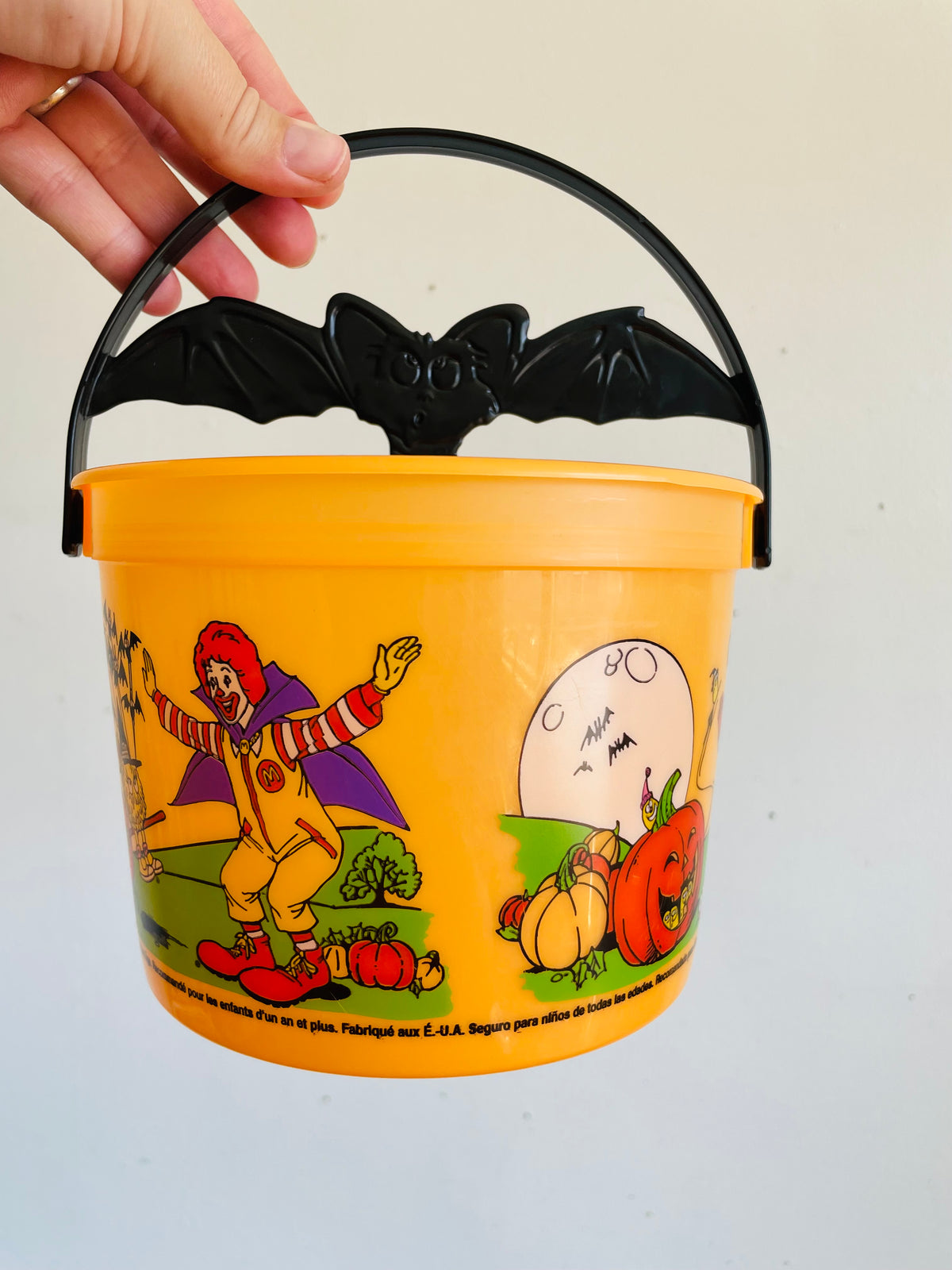 Vintage 2001 McDonald's Orange Plastic Trick or Treat Halloween Bucket with Bat Handle #2