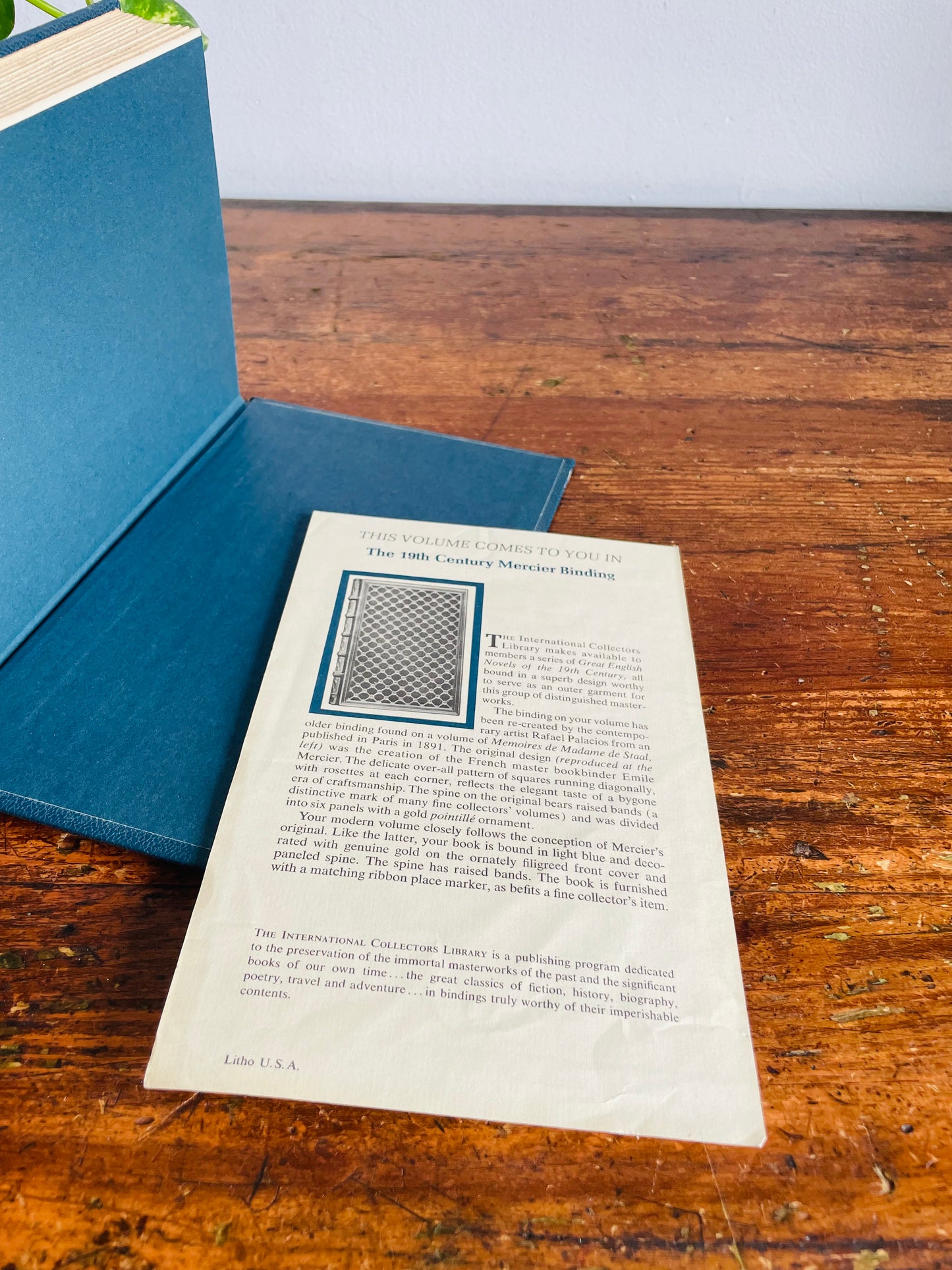 Vintage Wuthering Heights Embossed Hardcover Book by Emily Brontë - International Collectors Library - Mercier Binding