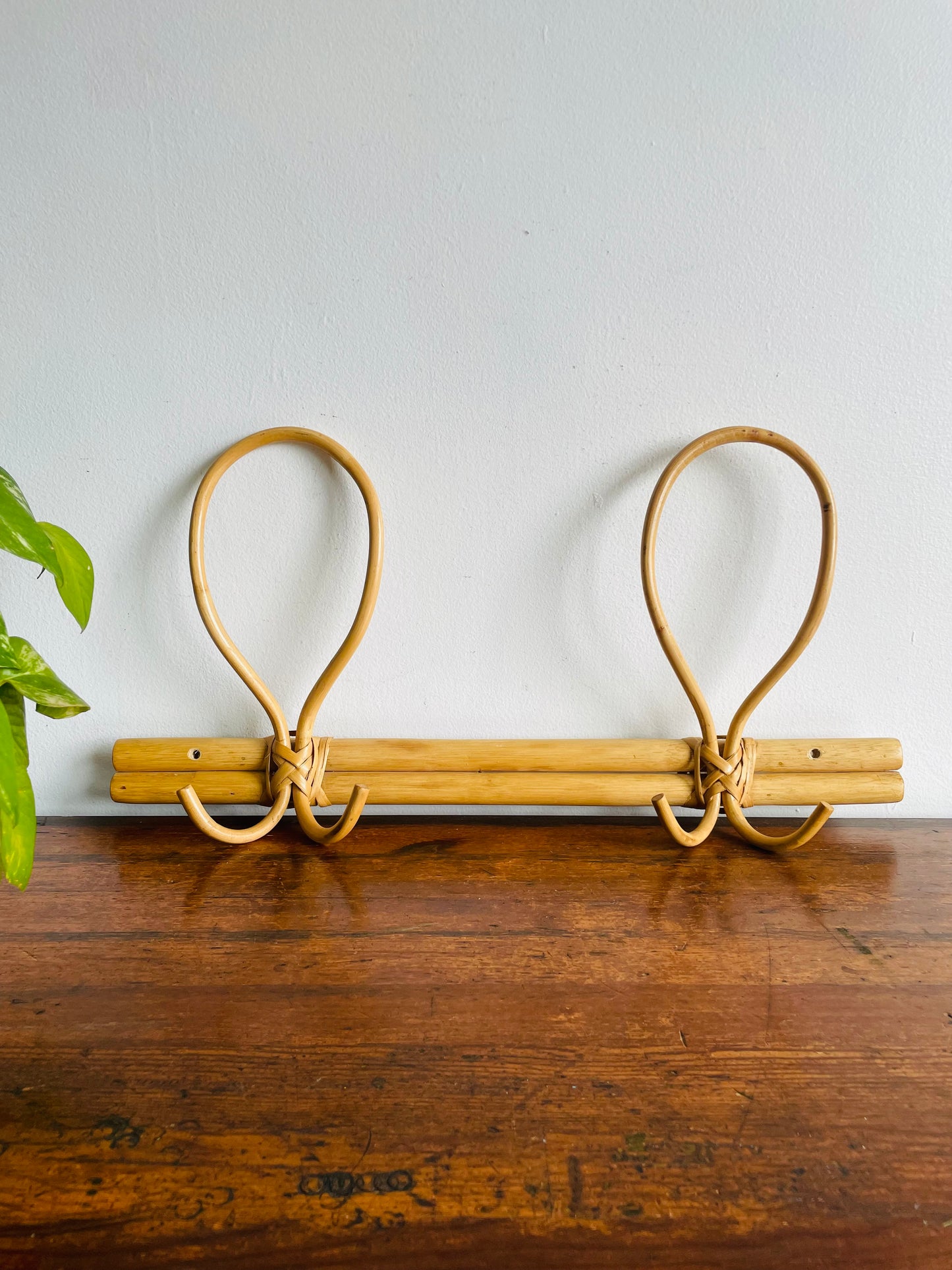 Wall Mount Bamboo Rattan Clothing Hook Hanger