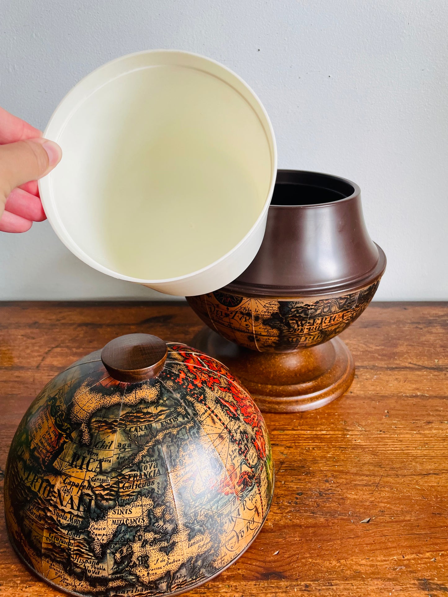 Vintage Mercurio D'Oro Old World Style Globe Ice Bucket - Made in Italy - Includes Stainless Steel Ice Tongs