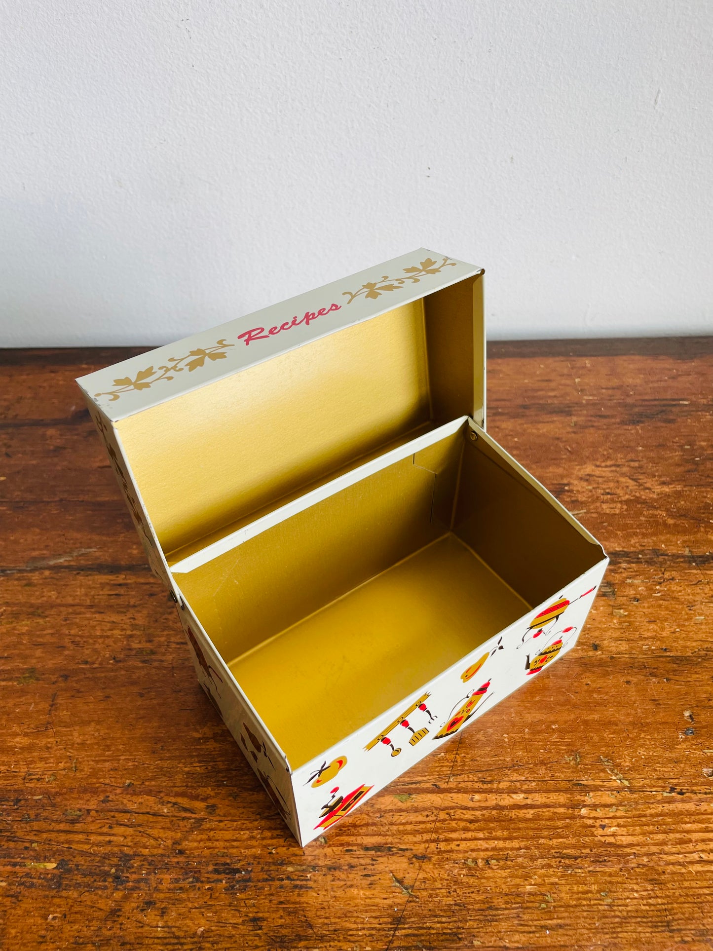 Vintage Ohio Art Company Tin Recipe Box