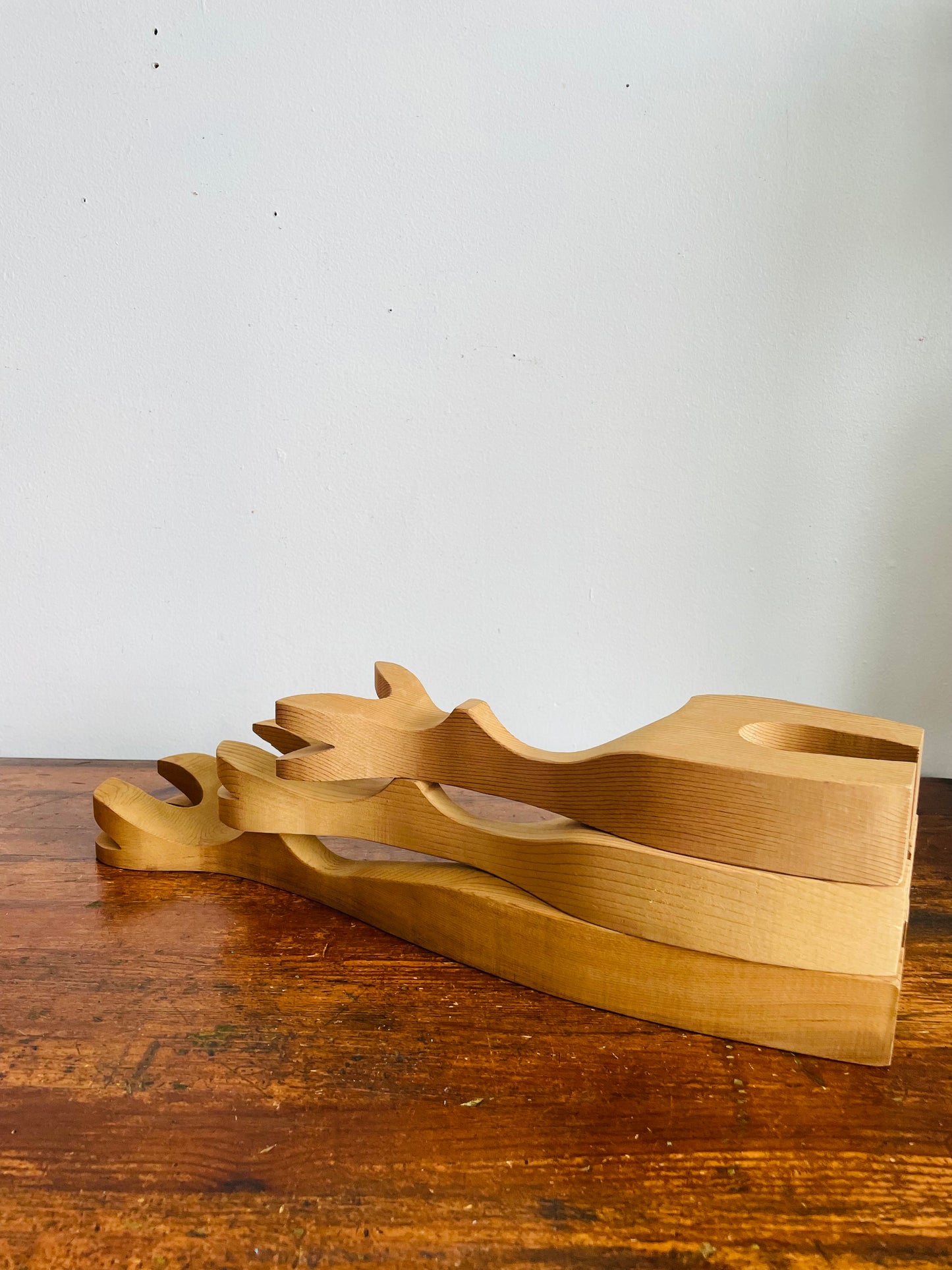 Vintage Mid-Century Modernist-Style Carved Wood Reindeer Sculptures - Set of 3