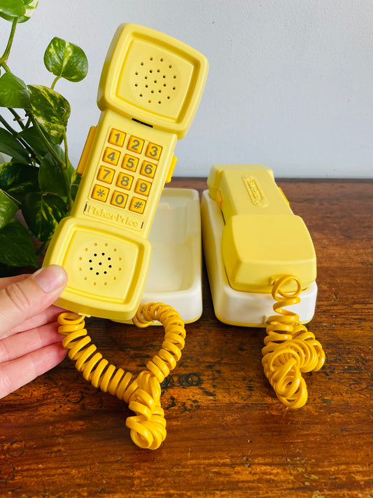 Vintage 1984 Fisher Price Toys #814 Phone Friends - Set of 2 - Take 9 Volt Batteries (Not Included) - Partially Works - Please Read