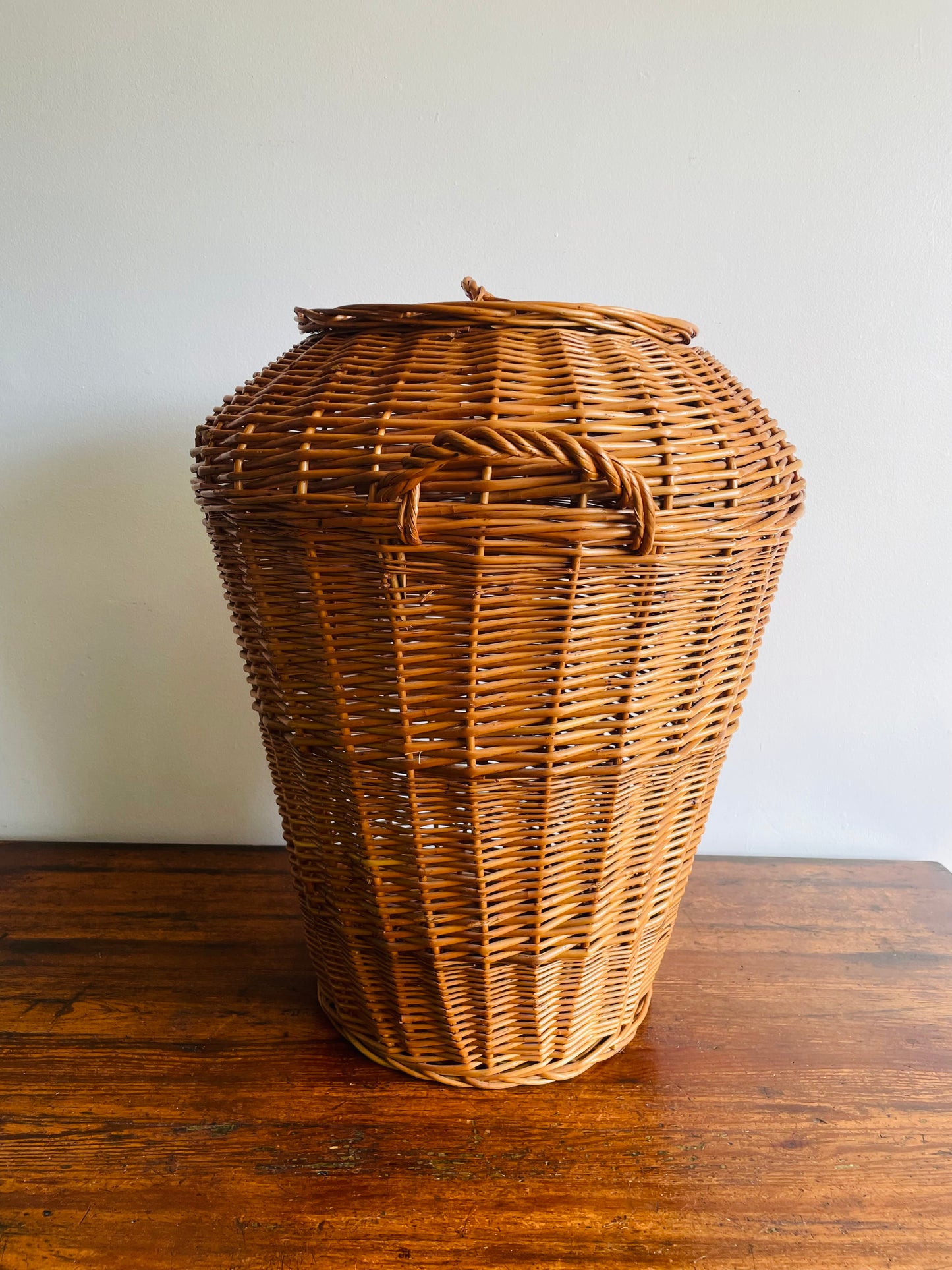 Tall Wicker Laundry Basket Hamper with Lid & Handles