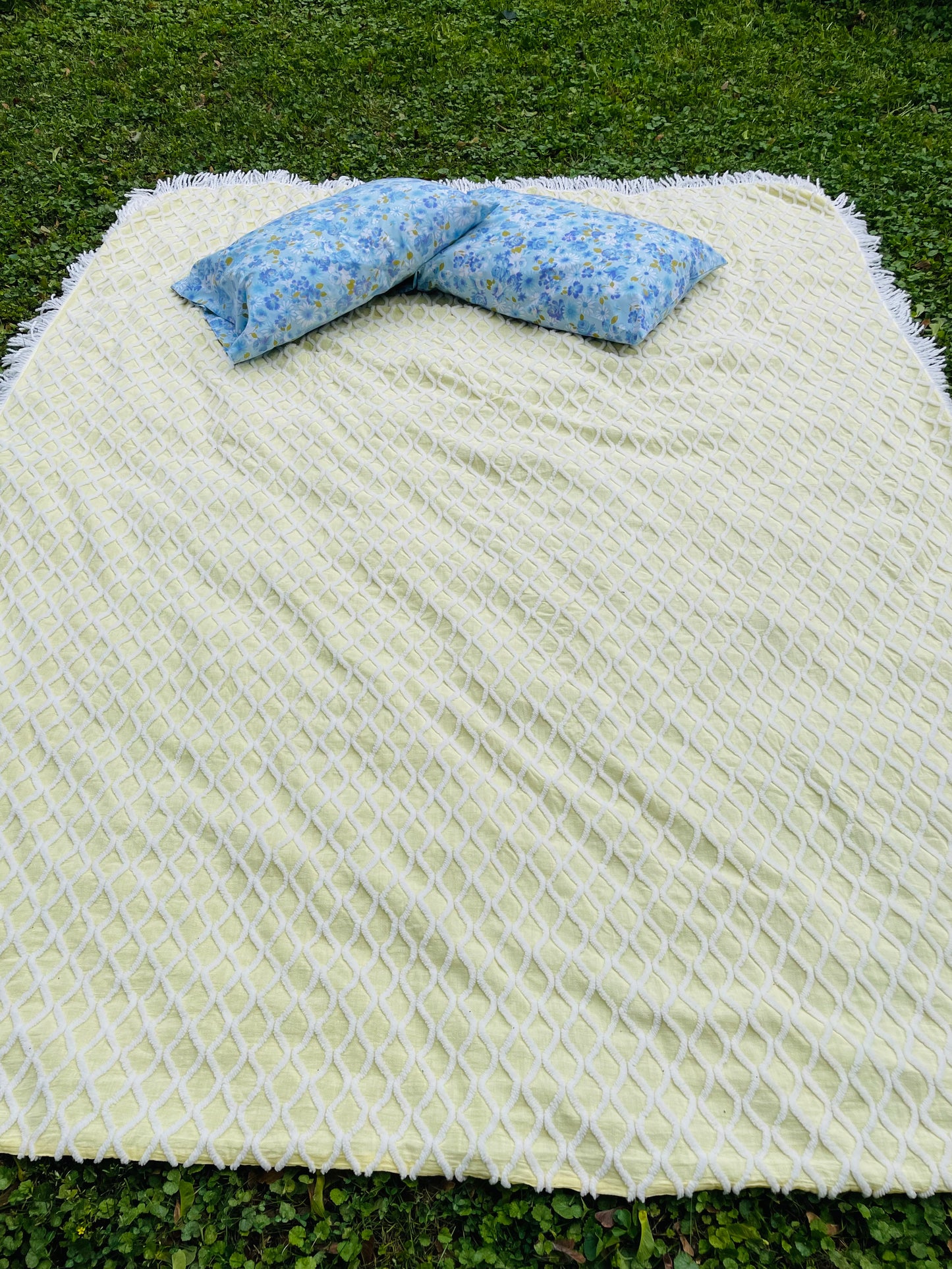 Yellow & White Chenille Bedspread Blanket with Fringe - Made in Canada