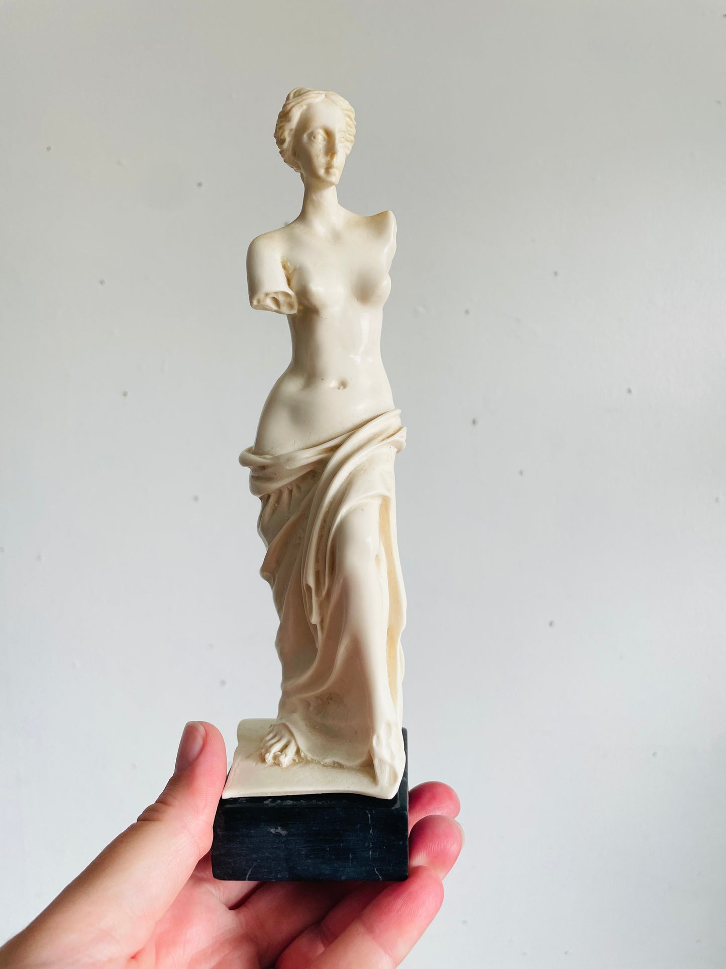 Vintage Reproduction Venus de Milo Nude Female Statue