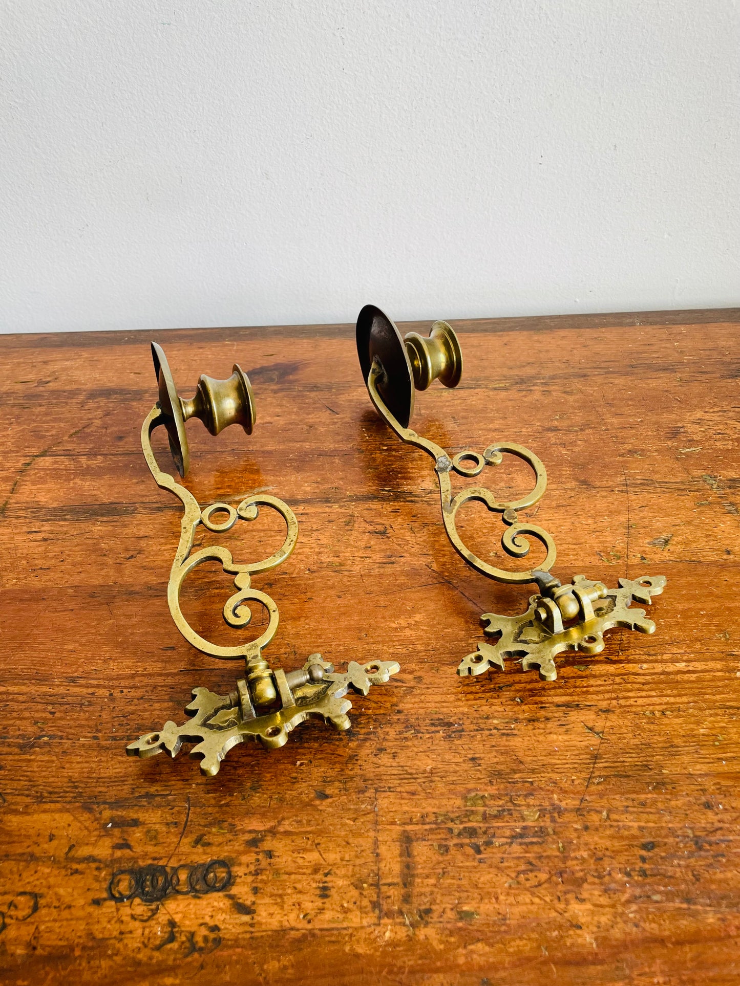 Vintage Wall Mount Solid Brass Candle Holder Piano Sconces with Scroll-Work Arms & Swing Mechanism - Can Rotate 180 Degrees - Set of 2
