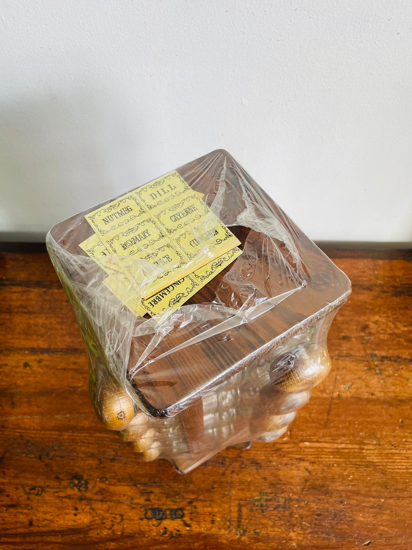 Vintage Brand New Wood & Glass Rotating Revolving Spice Rack Lazy Susan with 16 Spice Jar Containers in Original Box - Includes Spice Name Stickers
