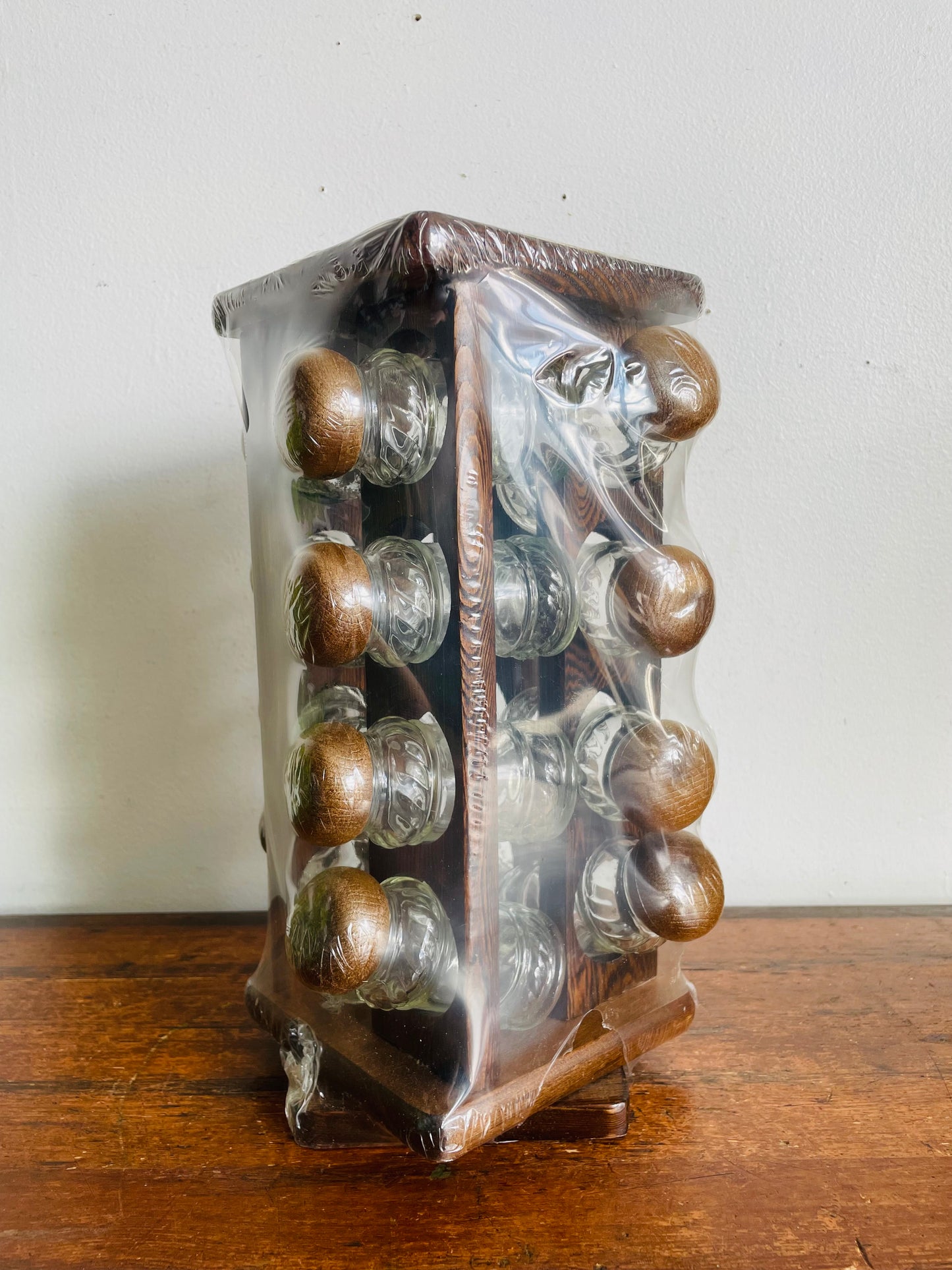 Vintage Brand New Wood & Glass Rotating Revolving Spice Rack Lazy Susan with 16 Spice Jar Containers in Original Box - Includes Spice Name Stickers