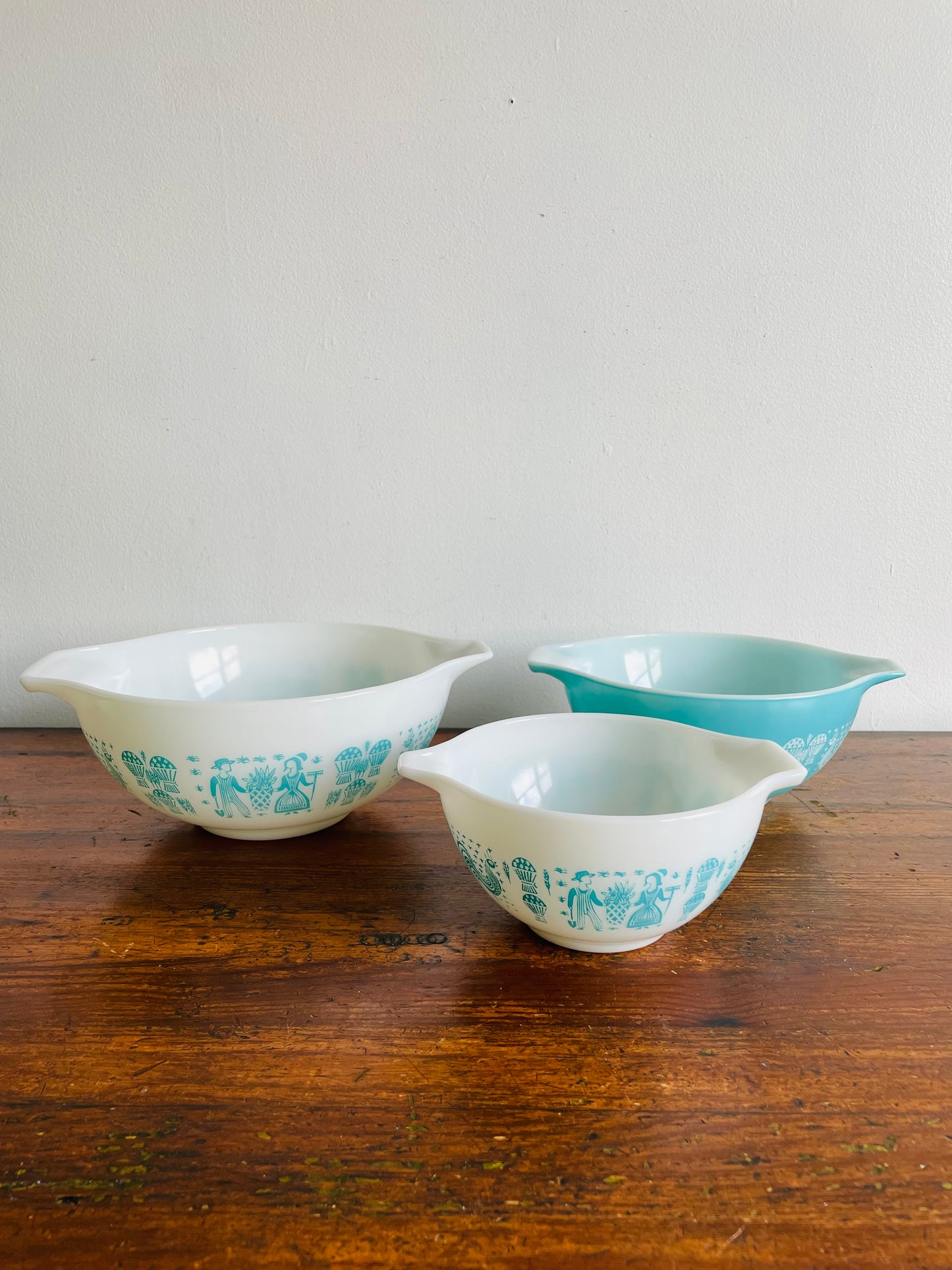 Pyrex 441, 442 & 443 Cinderella Nesting Bowls - Amish Butterprint Turquoise Pattern - Set of 3 Mixing Bowls